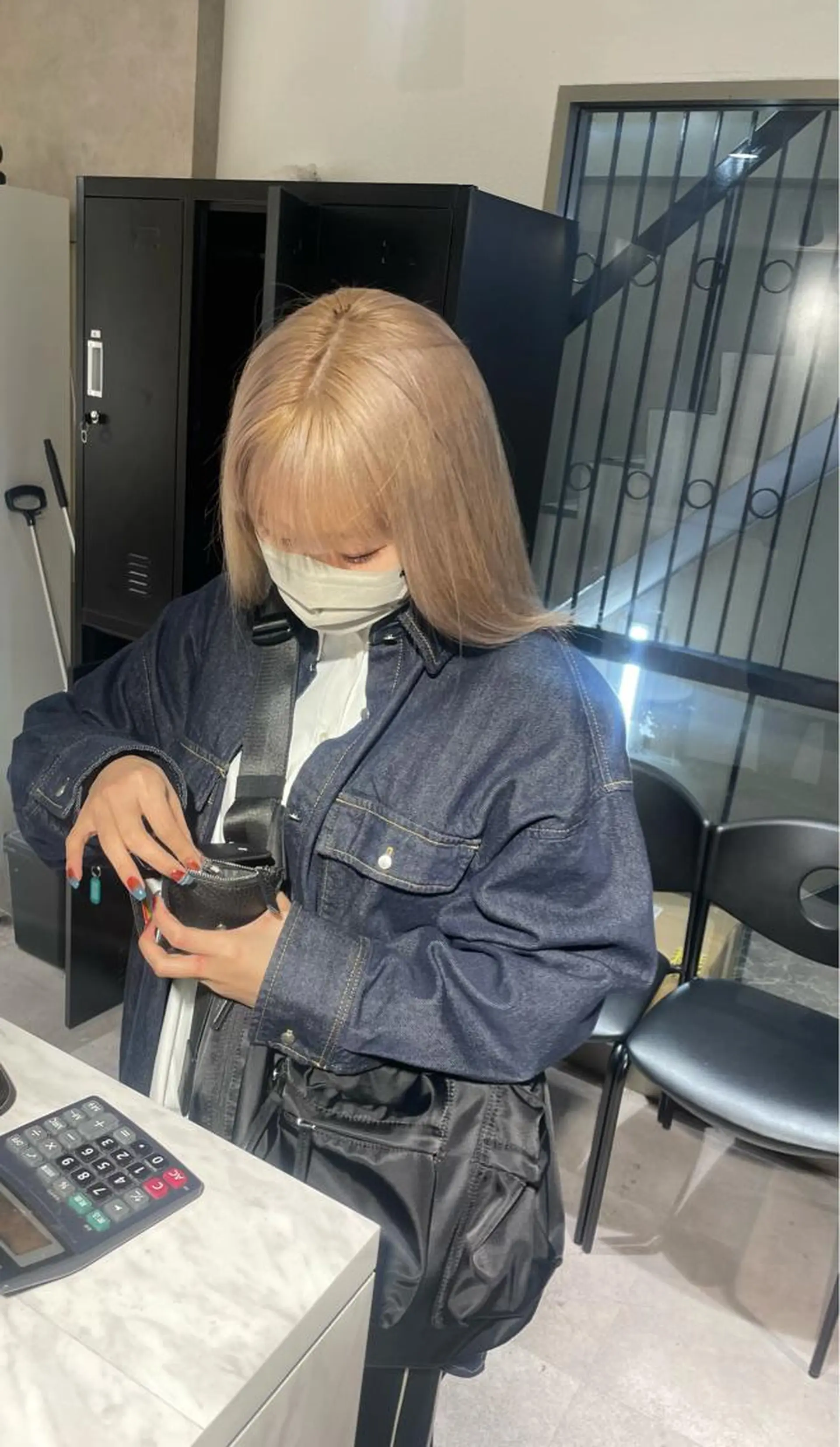 セミロング カラー ヘアカラー 🇰🇷ハイトーン× 韓国レイヤー레이어드のヘアスタイル