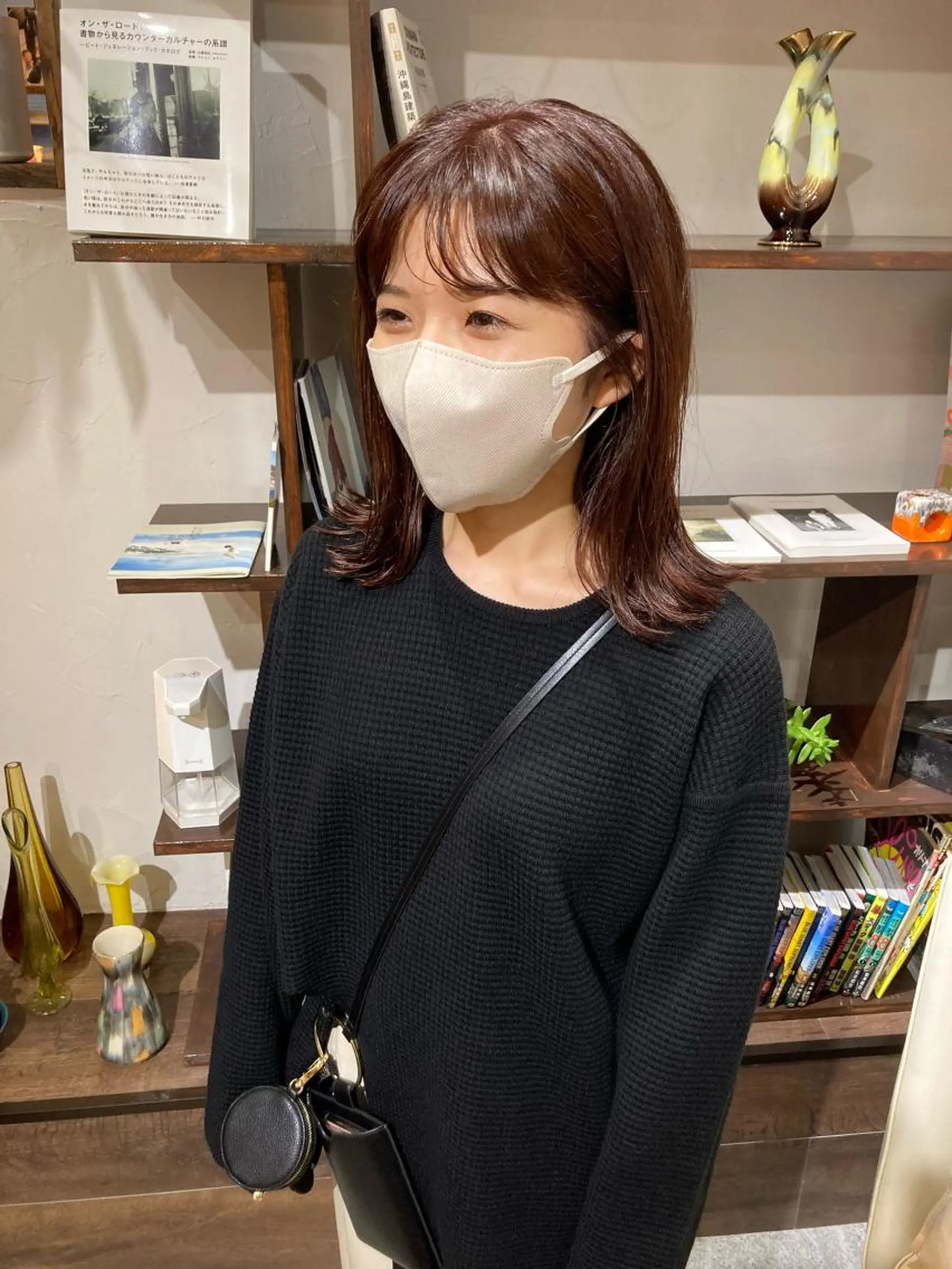 ミディアム 金田 夏野のヘアスタイル