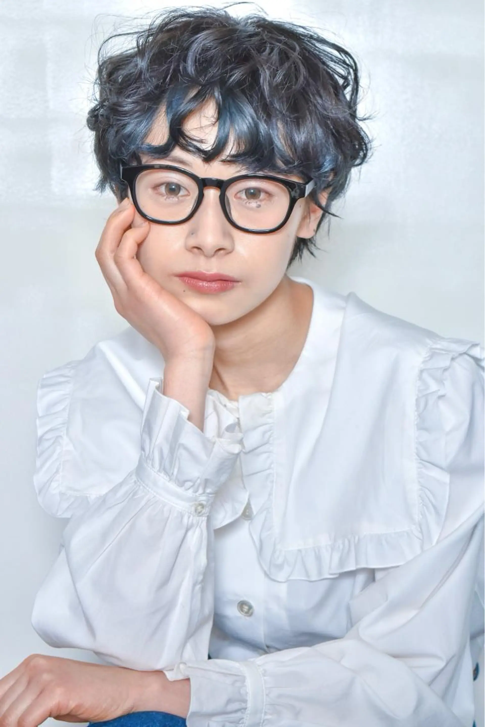 ショート カラー インナーカラー AND THE BRICKS所属・AND THE BRICKS北川珠紀の眉毛・アイブロウイメージ