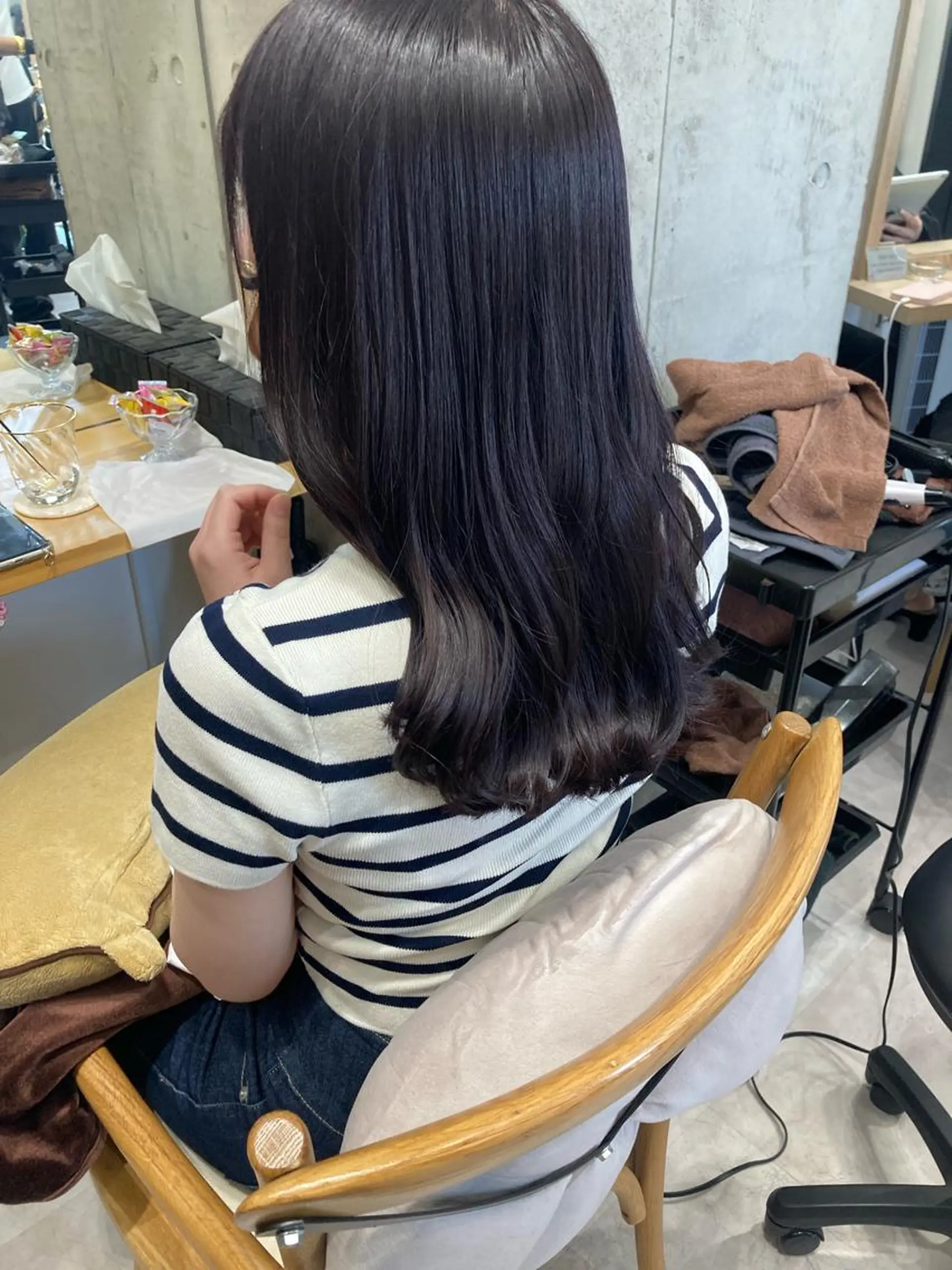 セミロング ヘアカラー トリートメント ✨色持ちの良い艶 カラー✨蟹江真世のヘアスタイル