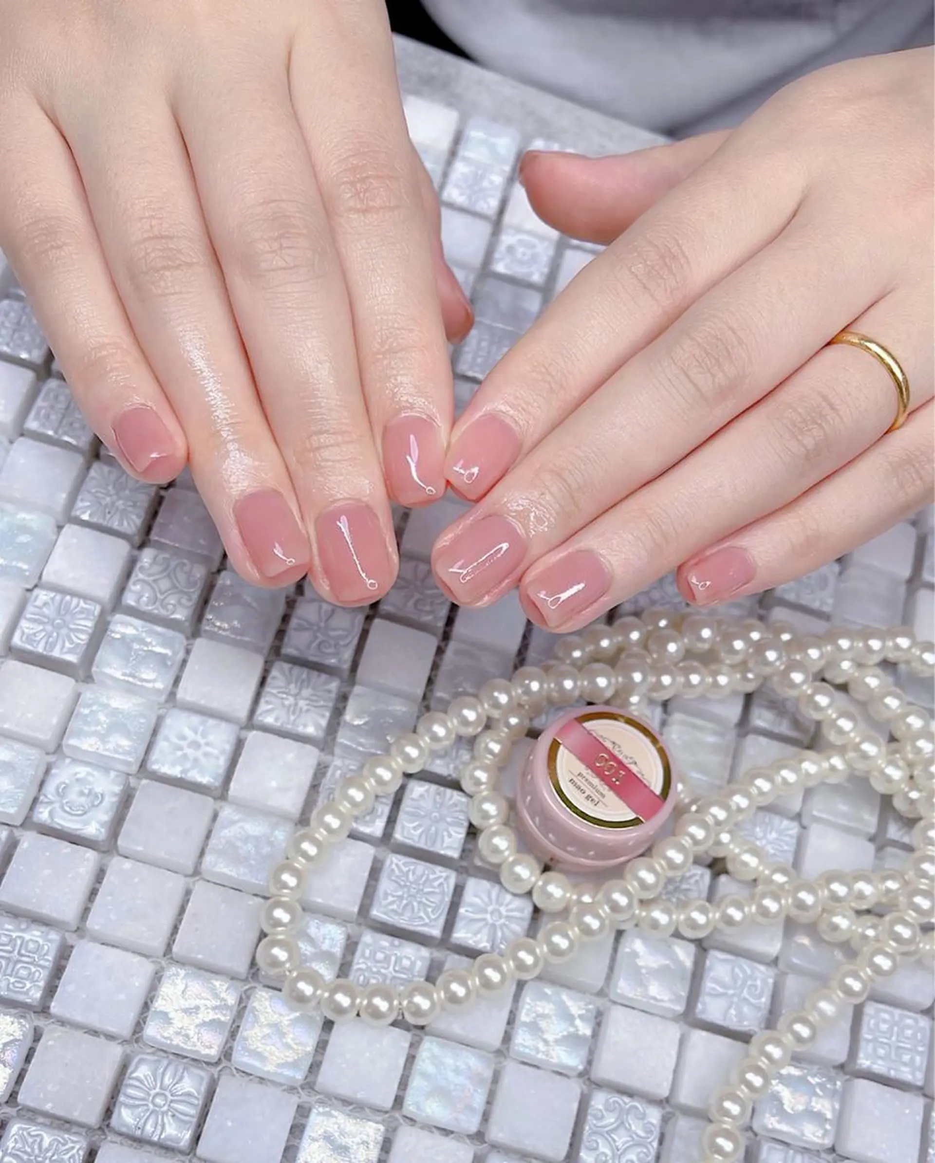 ミディアム ハンドネイル めぐみのネイルサロン スタッフ練習のネイルデザイン