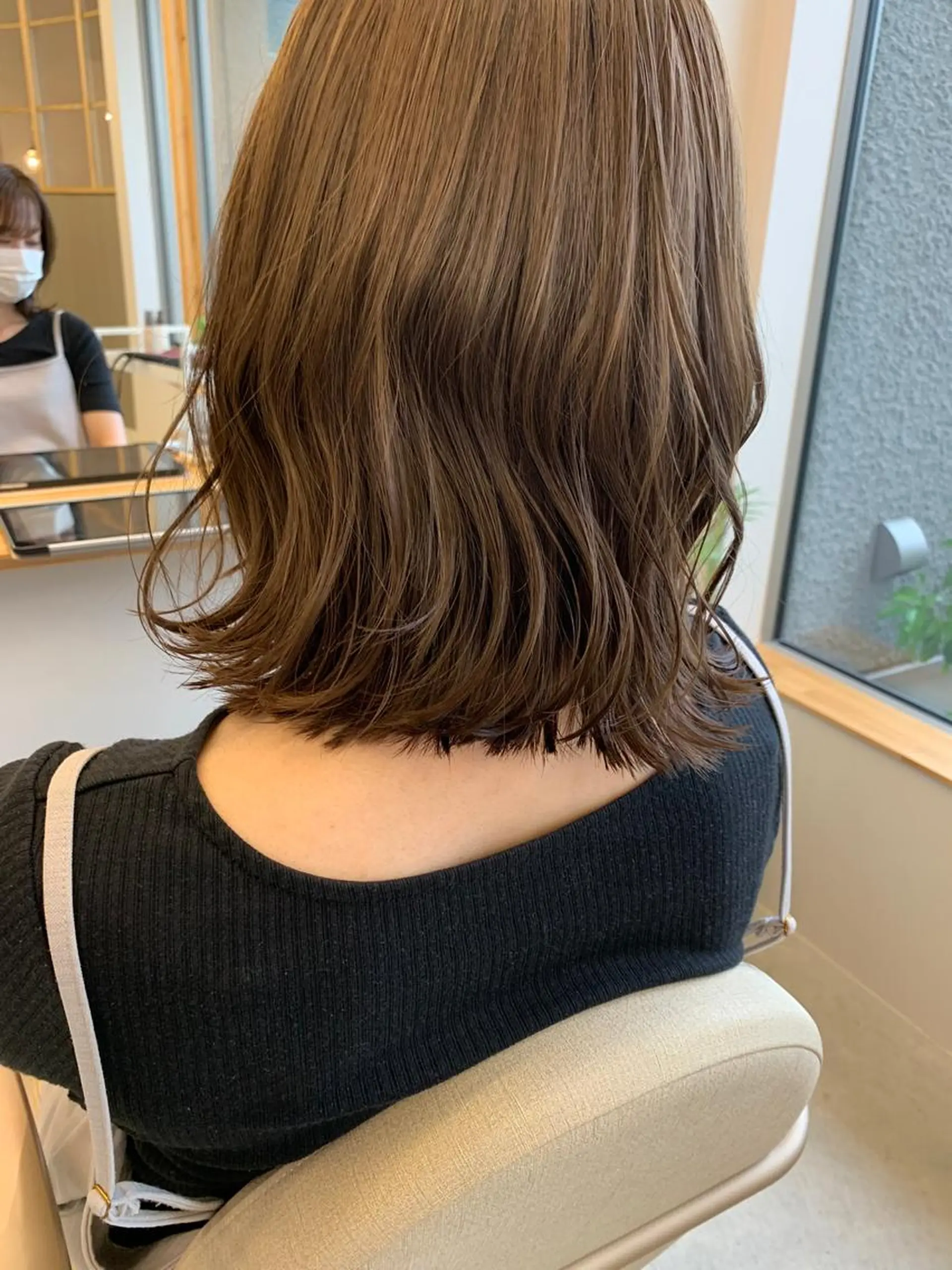 ミディアム chihale 富樫莉香のヘアスタイル
