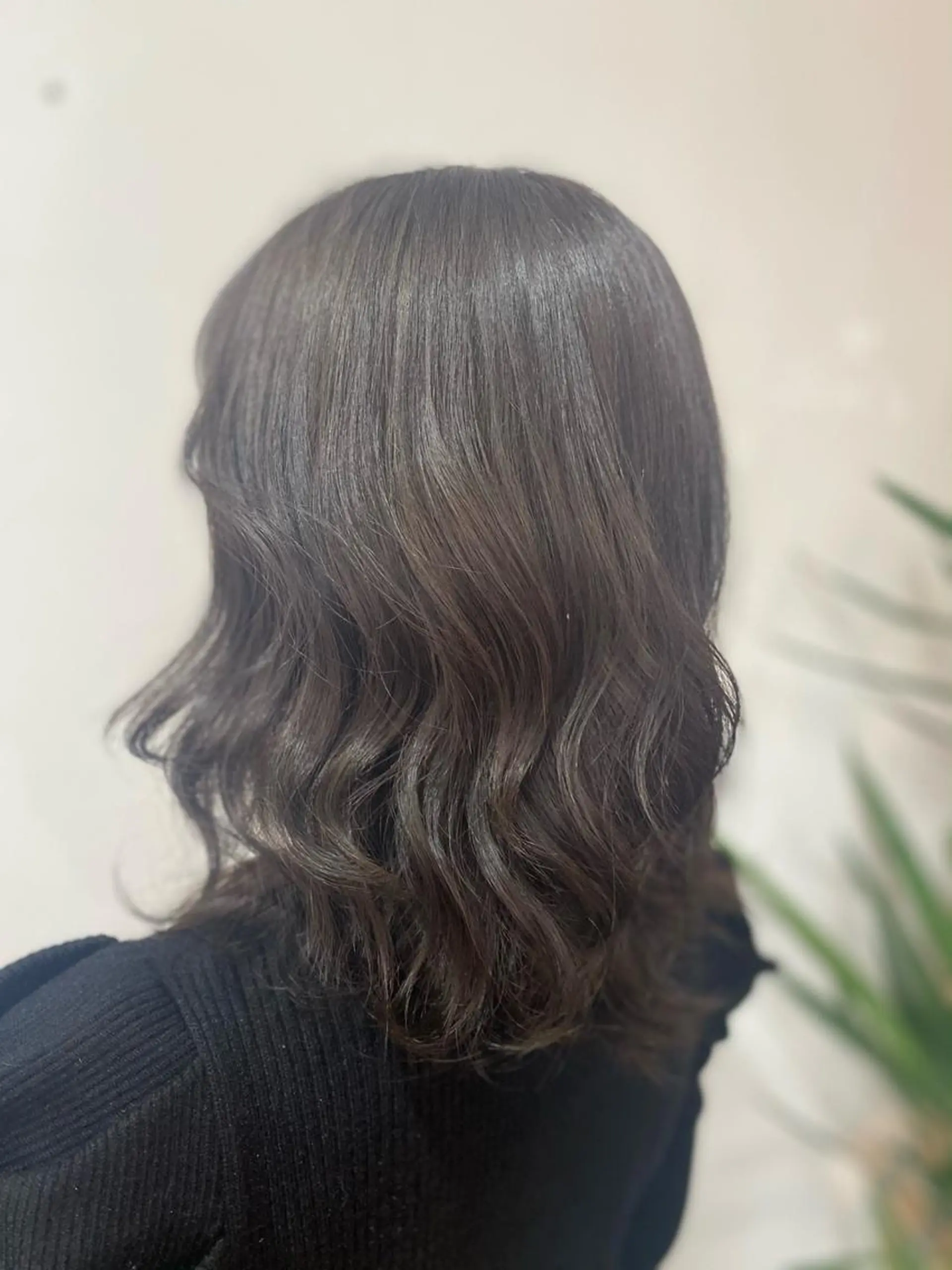 ミディアム カラー ブリーチ グレージュ ブリーチなしカラー 新店舗🌟美髪矯正 🌟三塚有紀子のヘアスタイル