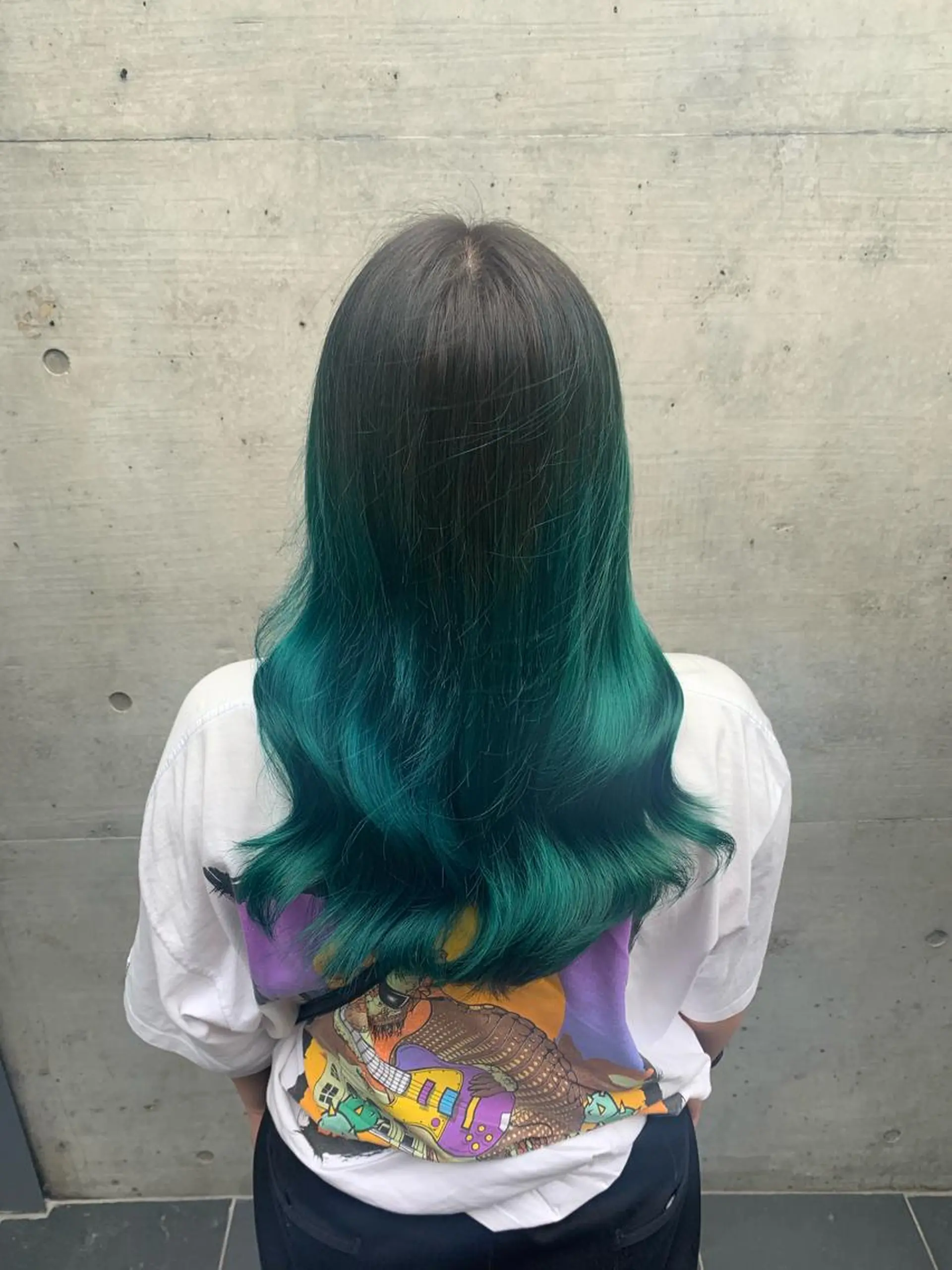 ロング カラー 色落ちまでキレイに！ ！女性サロンのヘアスタイル