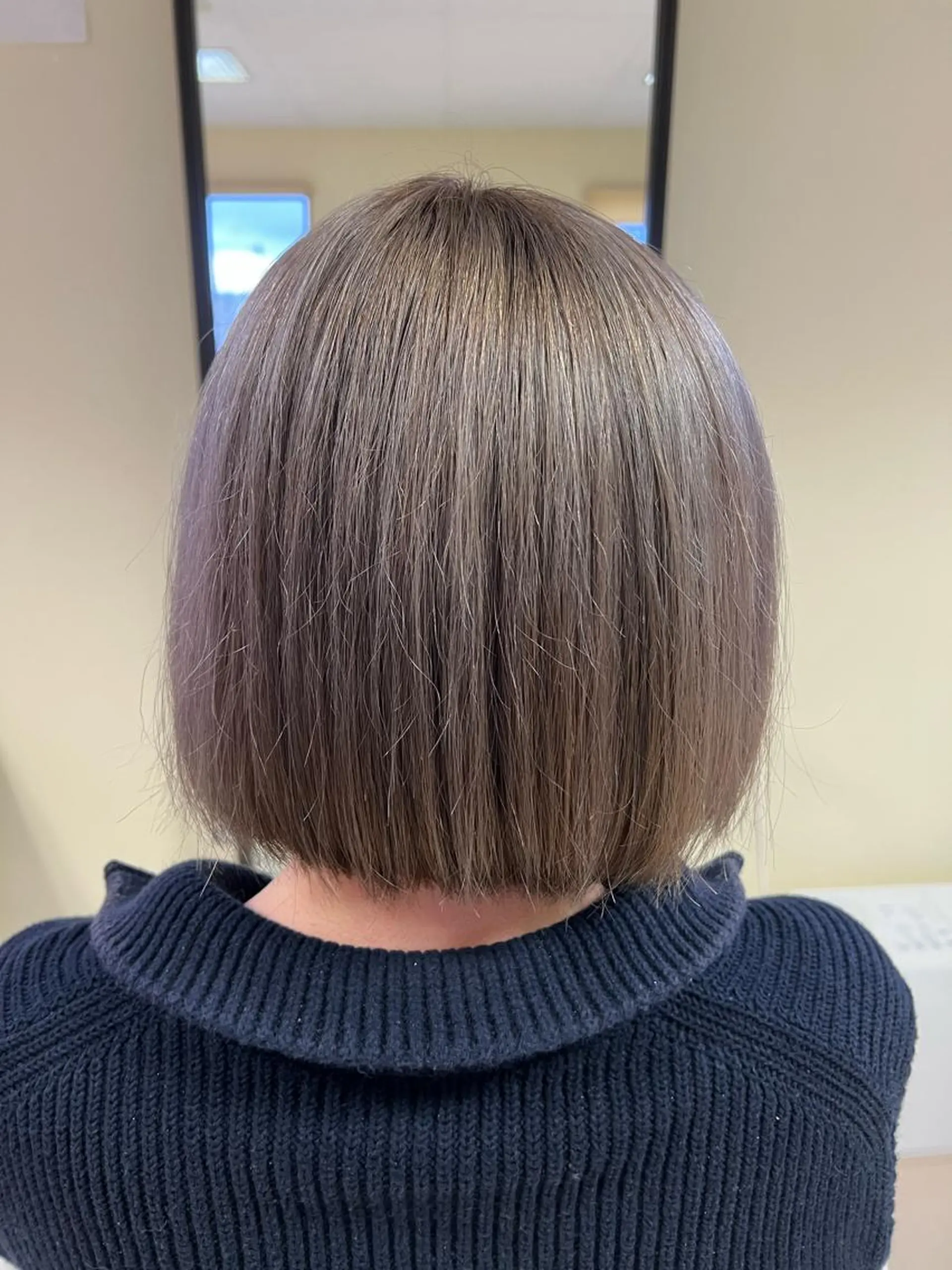 ショート カラー ブリーチ グレージュ Rapt.HAIR 中村 知里のヘアスタイル