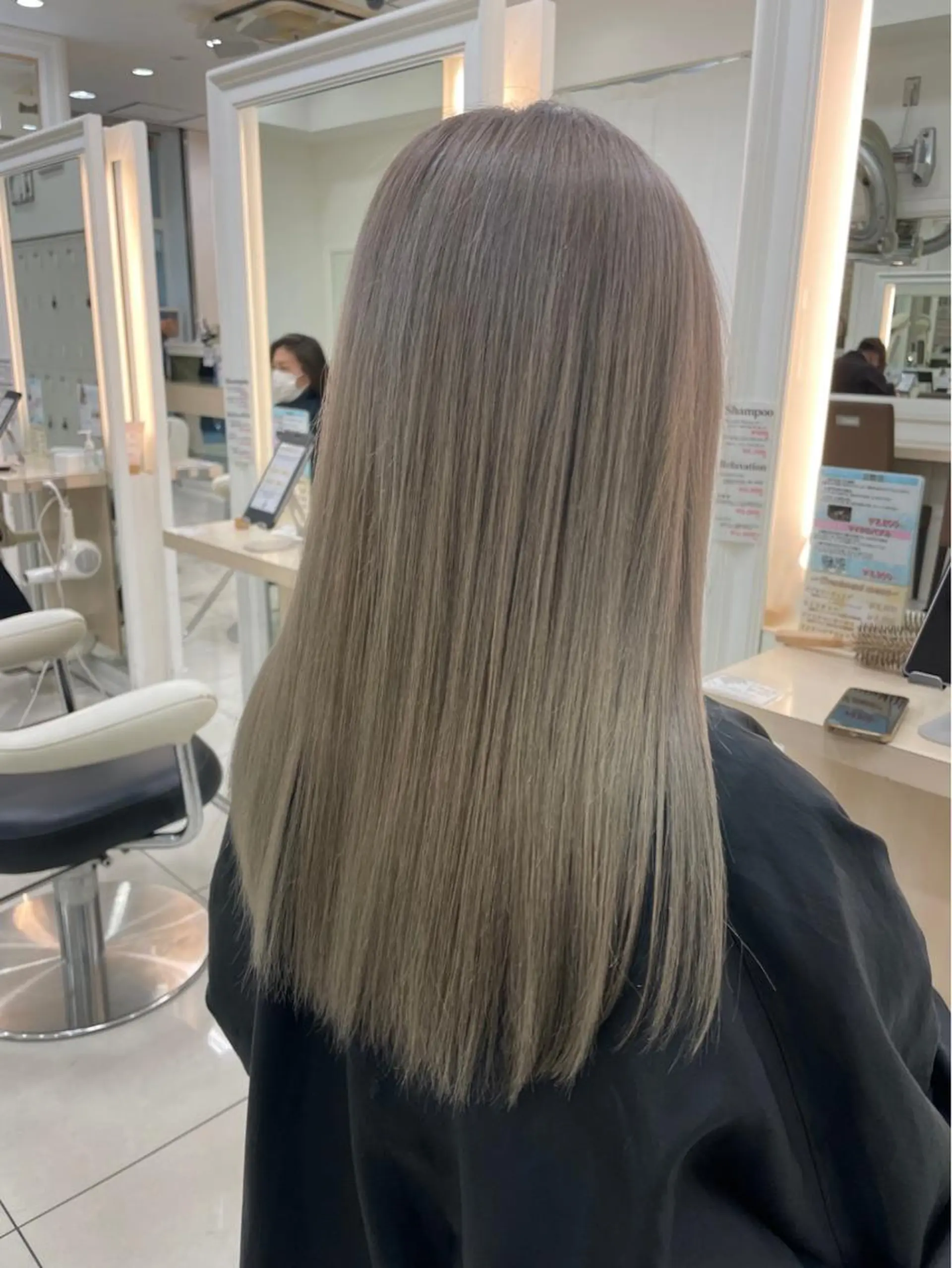 ロング ヘアカラー 竹下 勝也のヘアスタイル