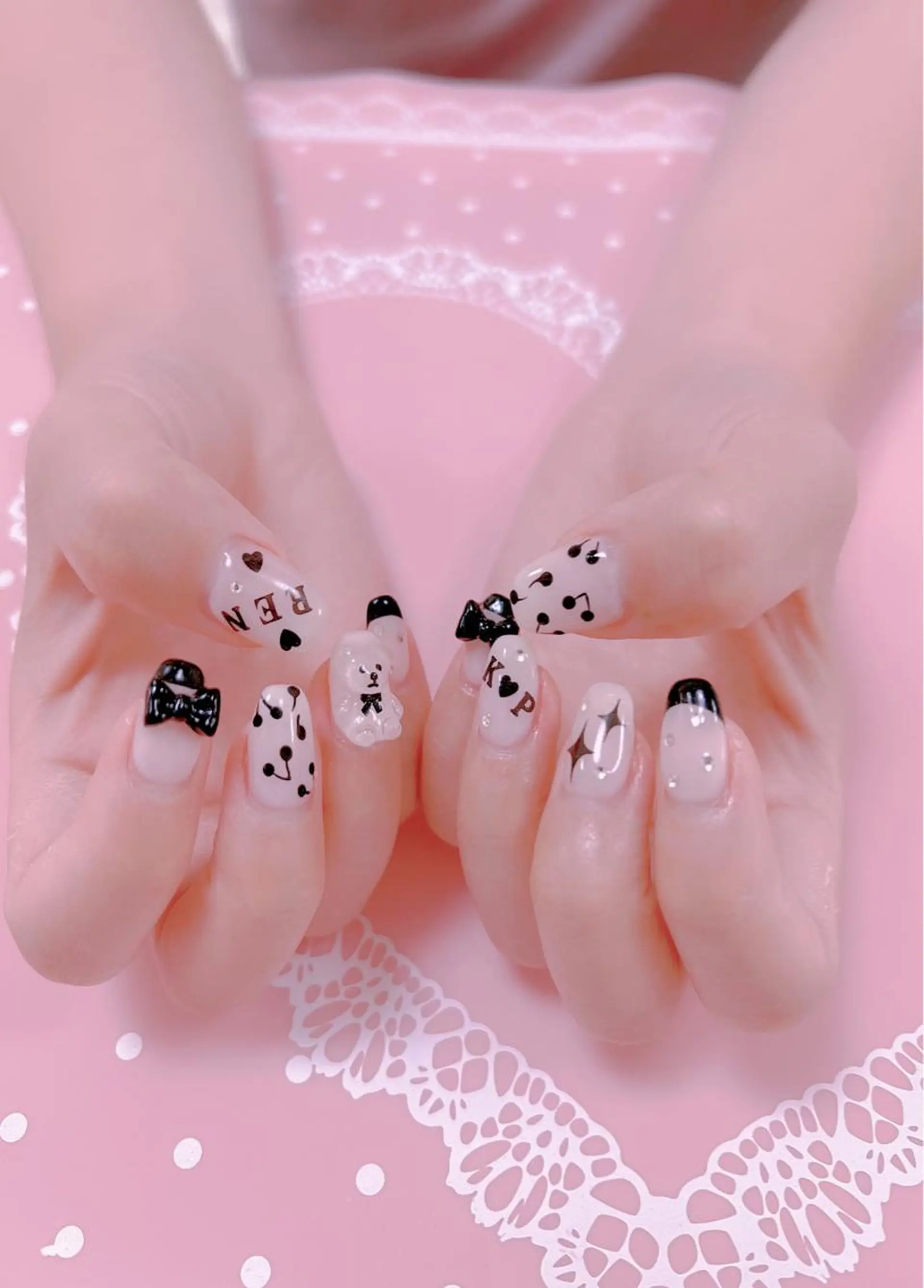 ネイル はぴねす所属・横浜 美夢のネイルデザイン