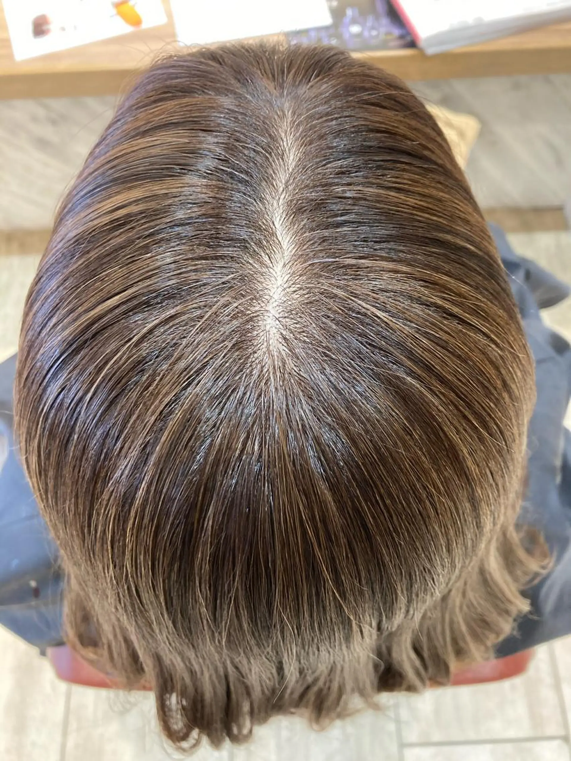 ロング カラー ブリーチ 透明感カラー ハイライトカラー ハイライト トリートメント あやかショート 白髪ぼかしのヘアスタイル