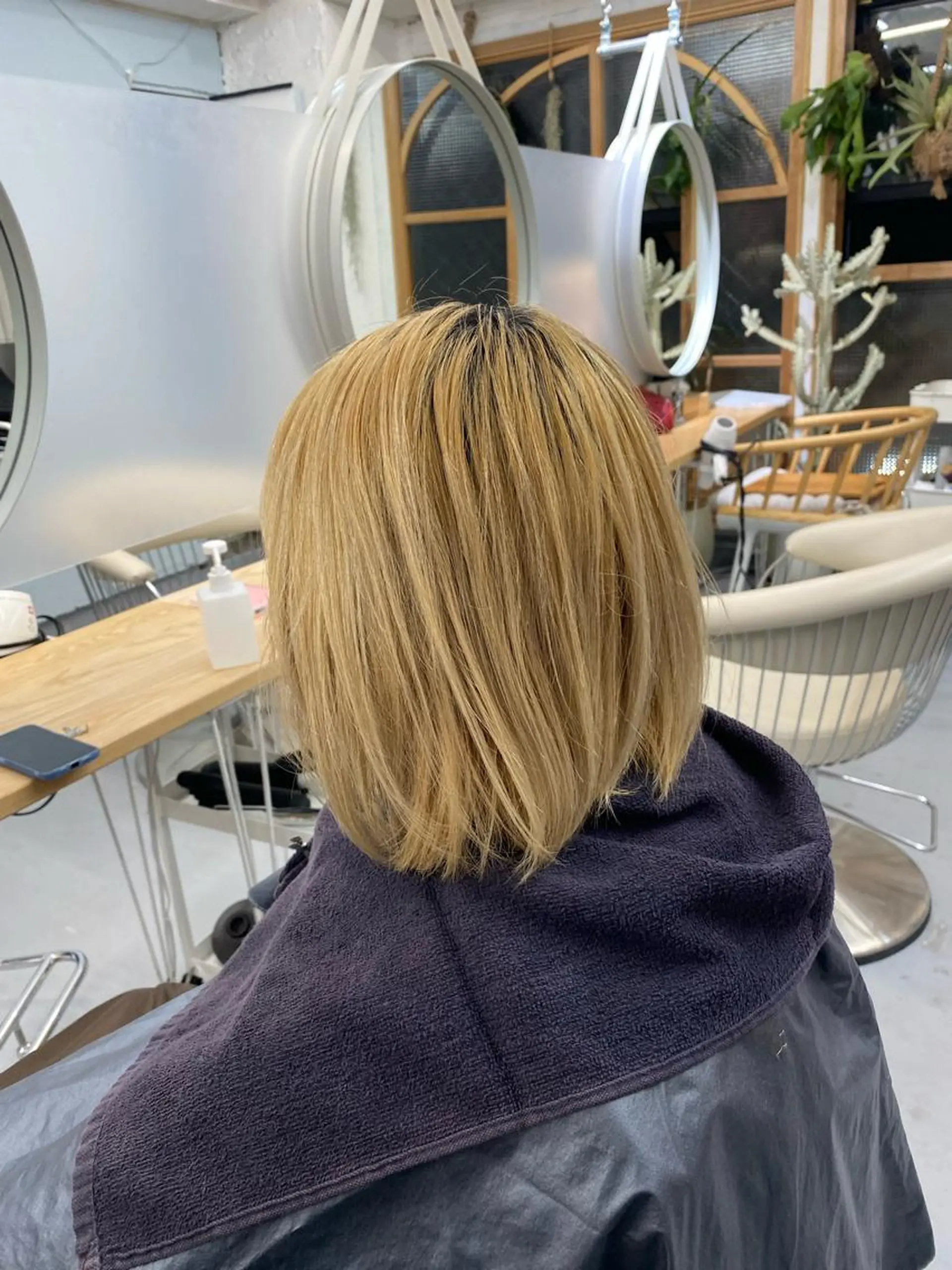 ショート カラー メンズ ケアブリーチ/ツヤ髪 /ハイトーン/西村のヘアスタイル