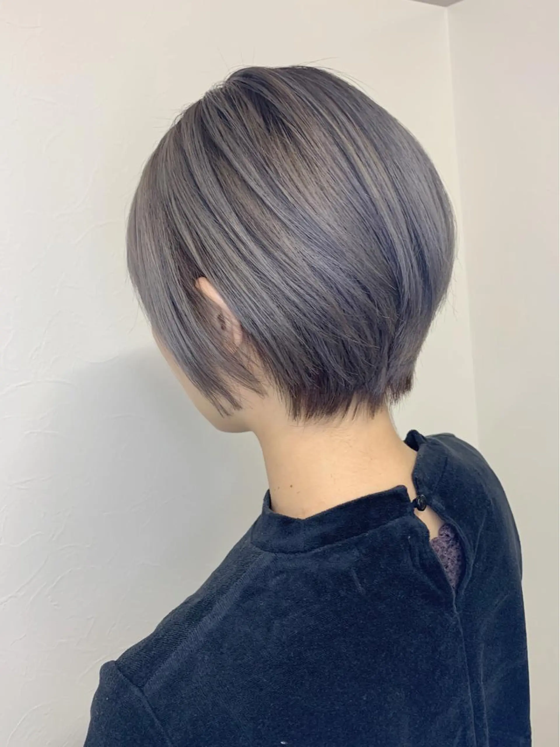 ショート カラー ヘアカラー トリートメント Sol plusのヘアスタイル