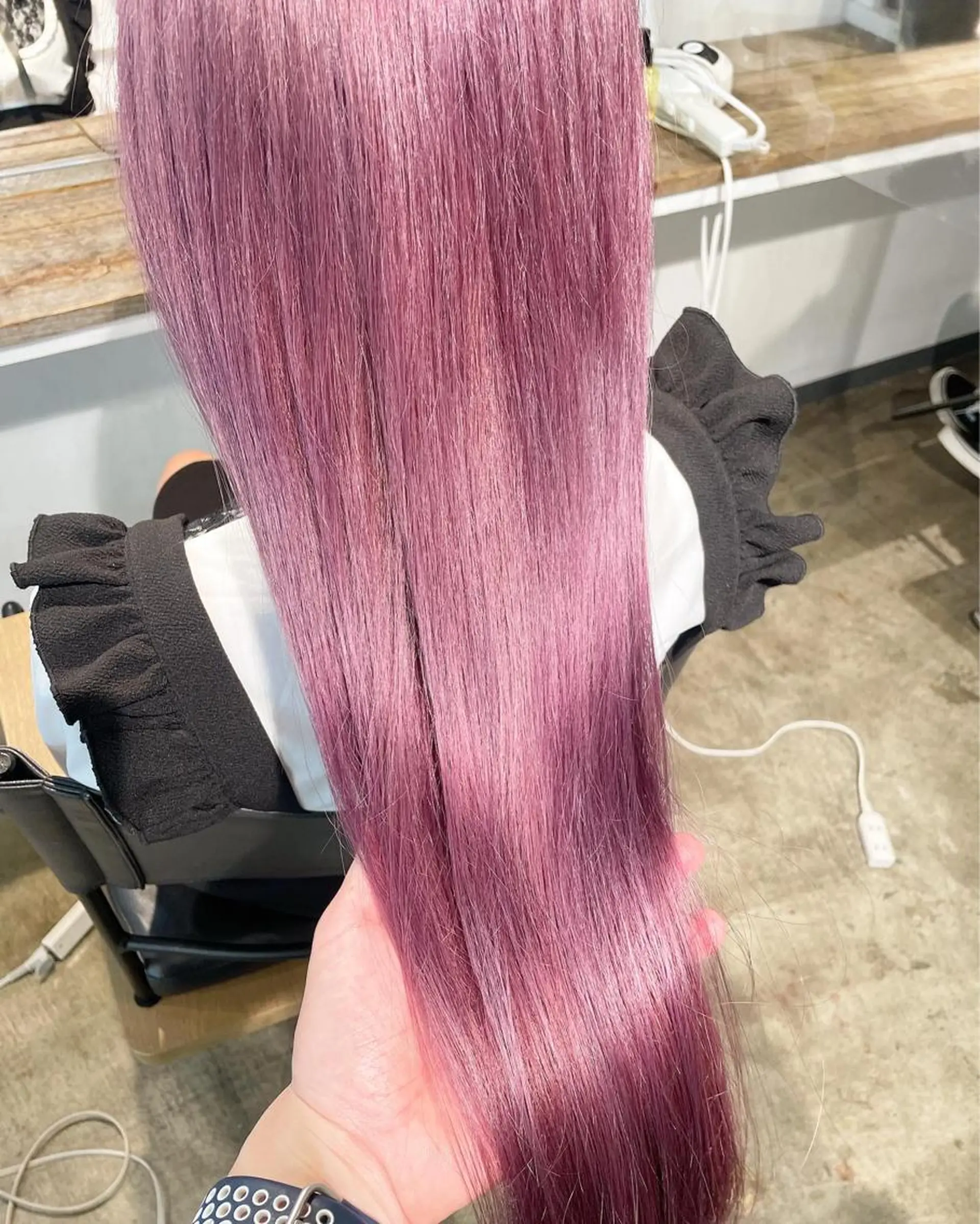 ロング カラー ハイトーンカラー ピンクカラー ヘアカラー トリートメント ハイトーン/レイヤー /ケアブリーチ石川治のヘアスタイル