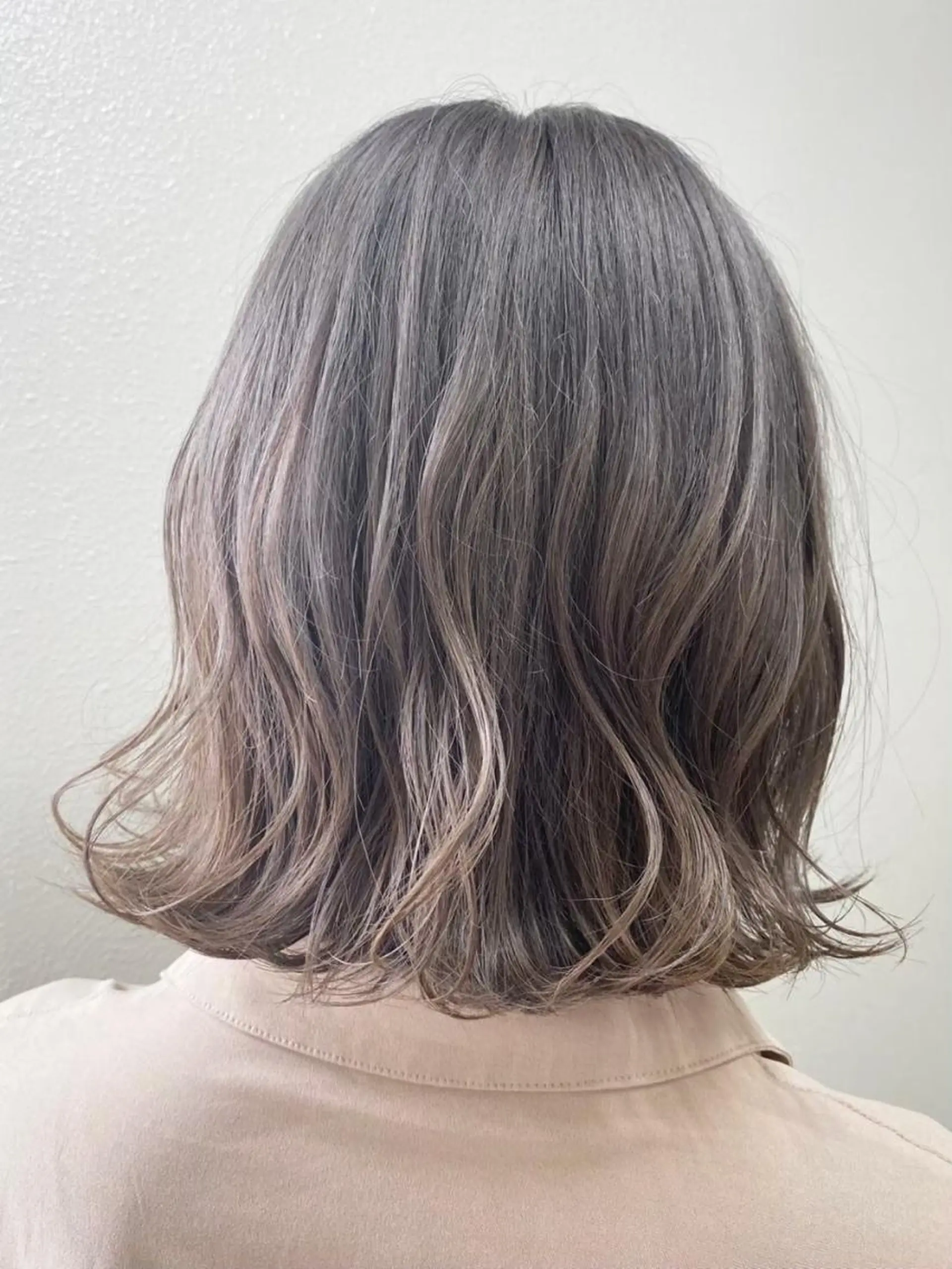 ミディアム カラー ヘアアレンジ キッズ アディクシーカラー バレイヤージュ ミストバング ベージュカラー 黒髪 カラー特化サロン梅田 Eir茶屋町/山下のヘアスタイル