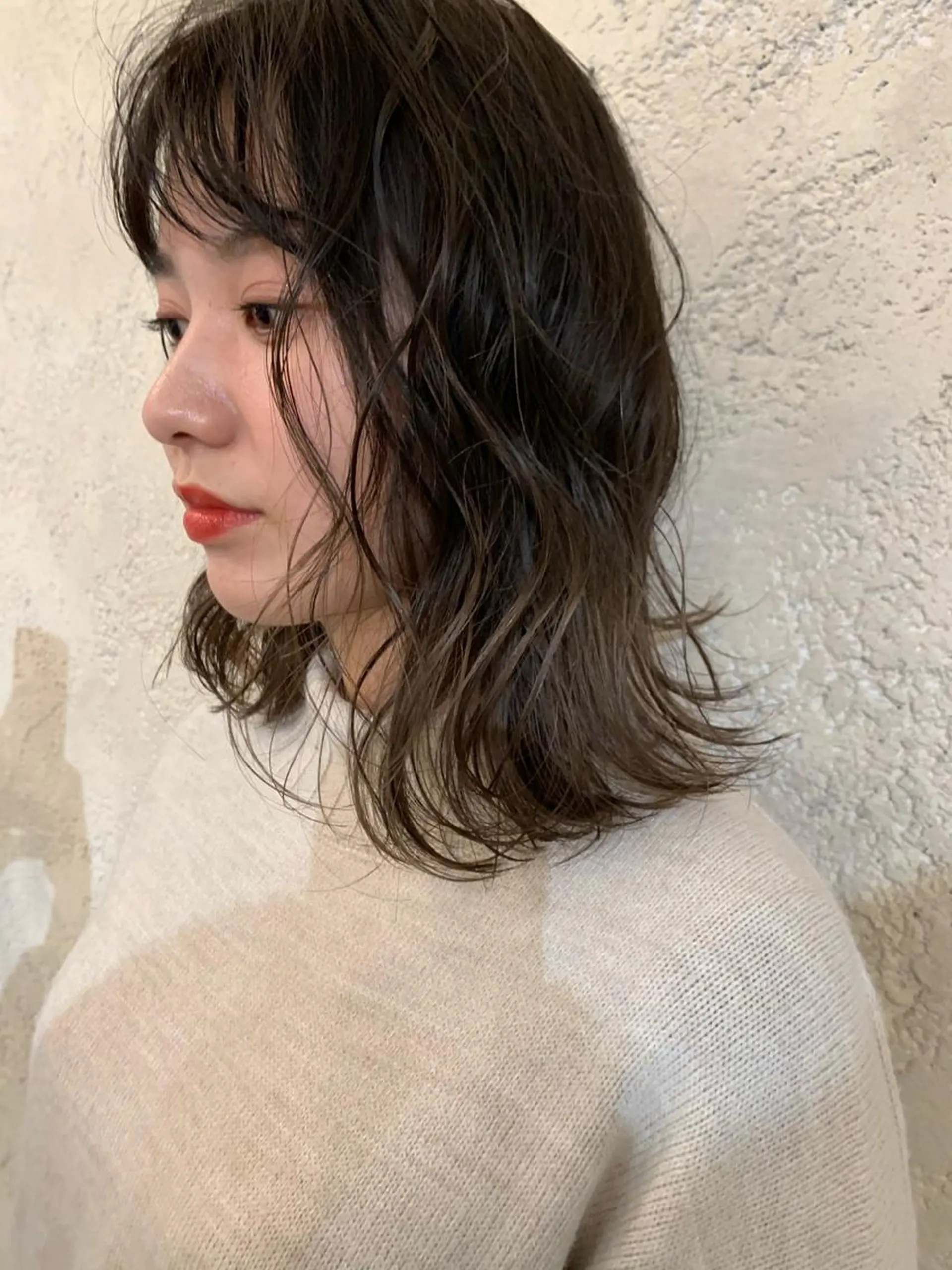 ミディアム カラー イズミ ナナコのヘアスタイル