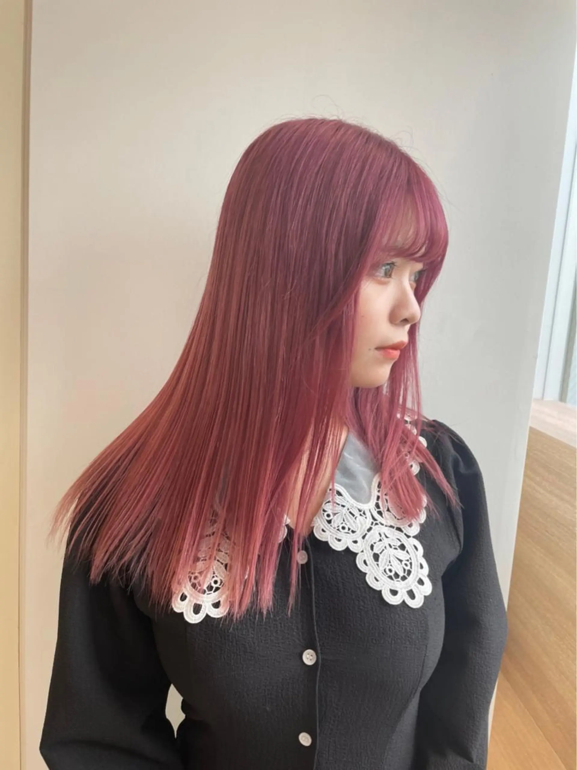 ミディアム ヘアカラー トリートメント 韓国風ハッシュカット 似合わせレイヤー池袋のヘアスタイル