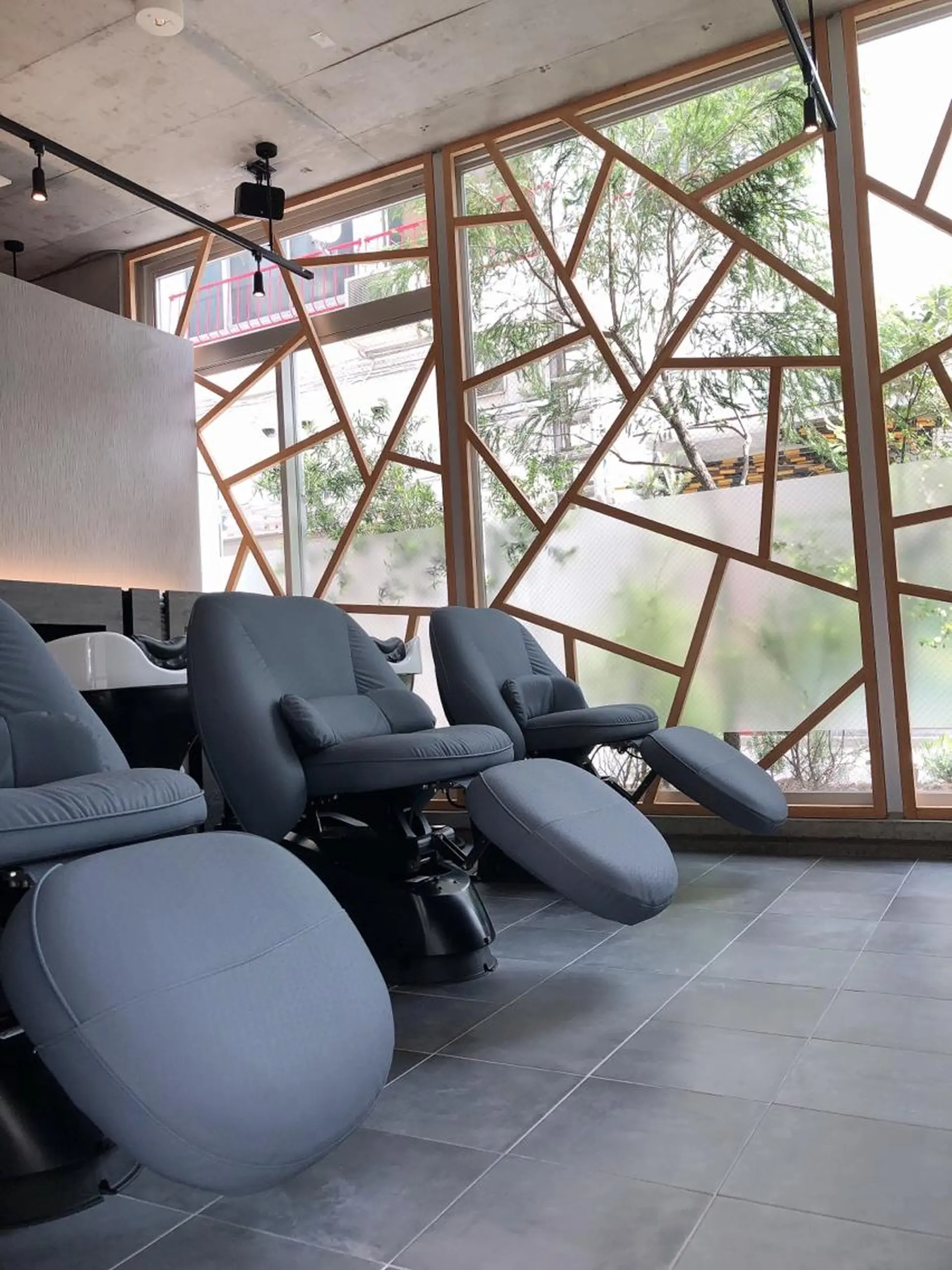 美髪✨髪質改善特化 🦩対馬🦩のヘアスタイル