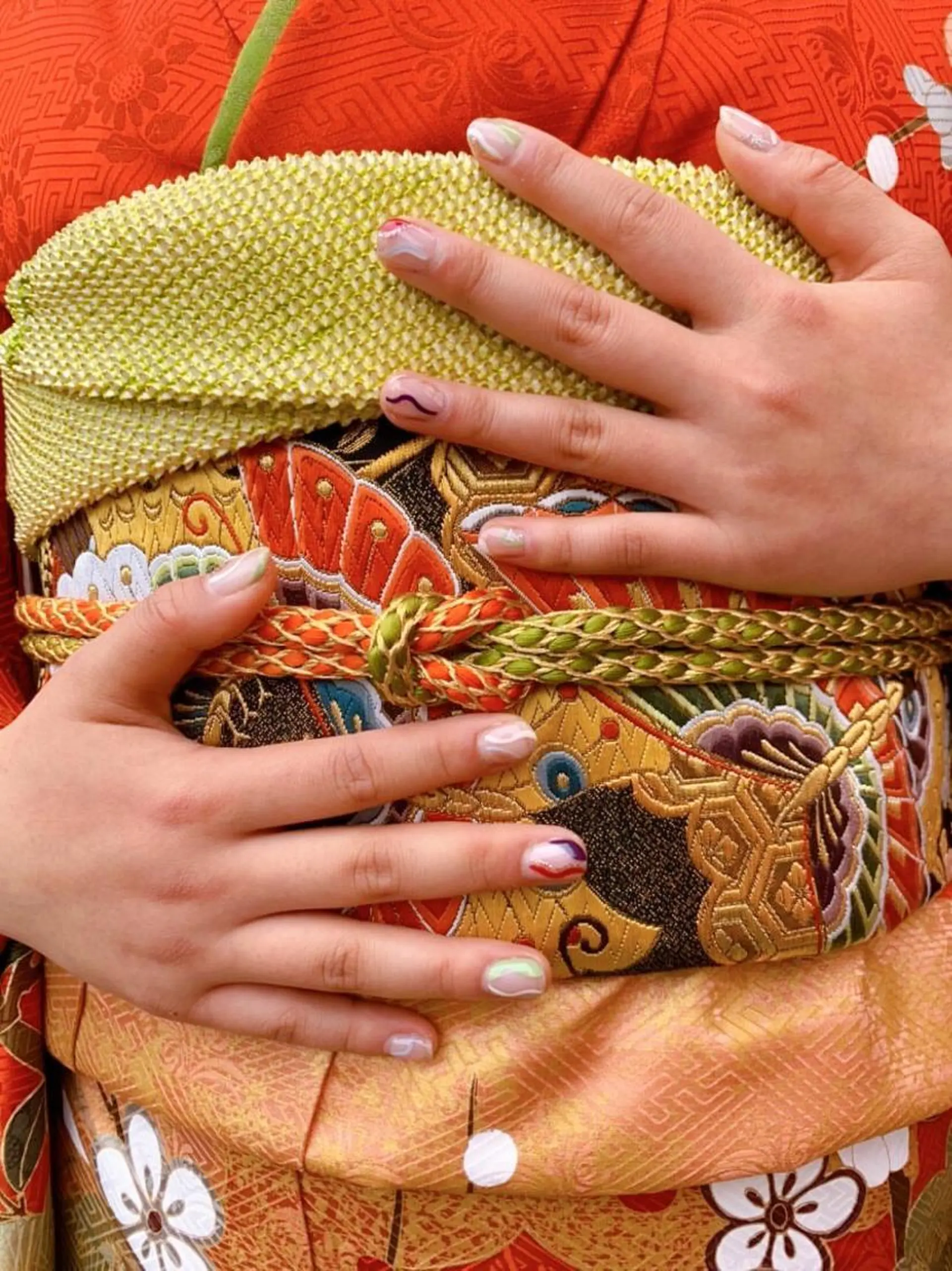 ネイル 成人式 emunail あやかのネイルデザイン