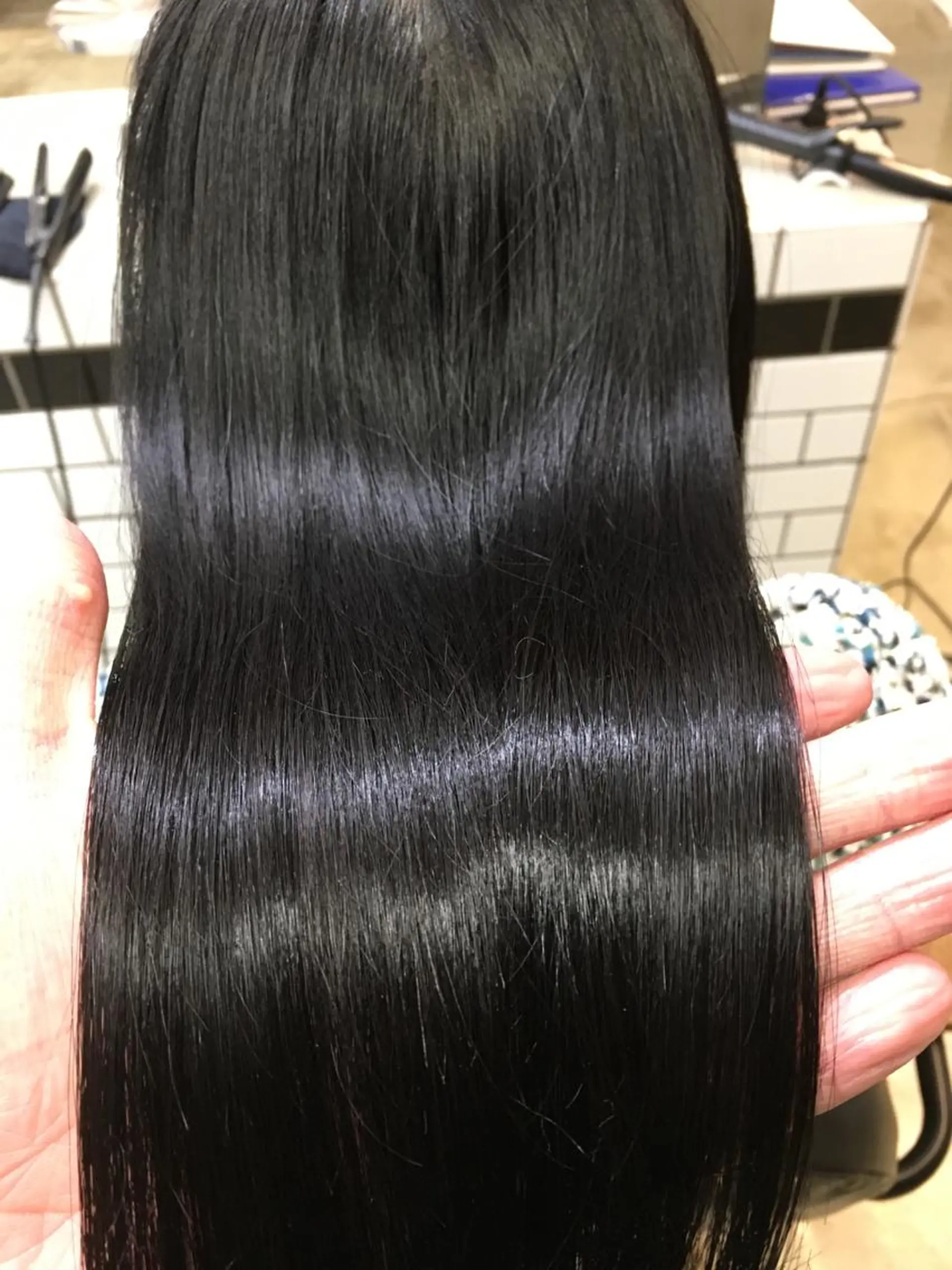 セミロング カラー メンズ眉毛ITSUK Iメンズ専門　新宿の眉毛・アイブロウイメージ