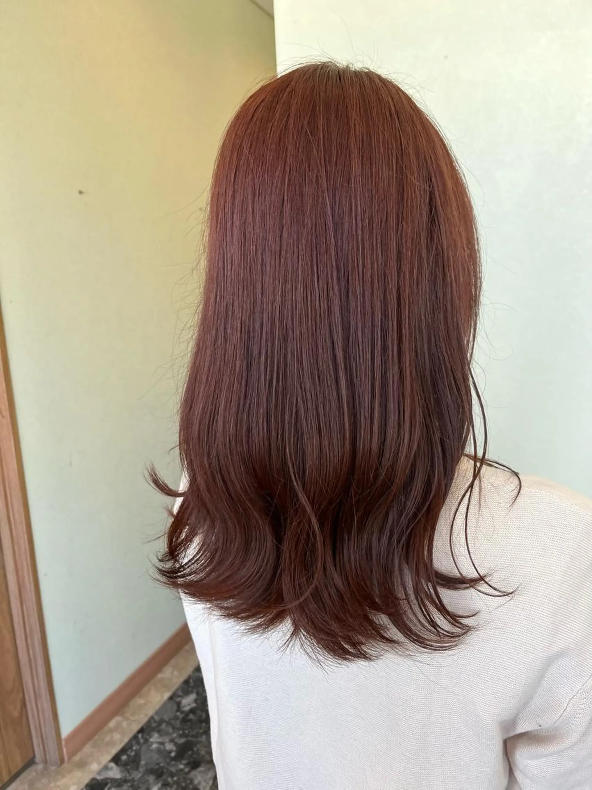 セミロング カラー ピンクカラー カット ヘアカラー yuri🌼 NUMBER 天王寺のヘアスタイル