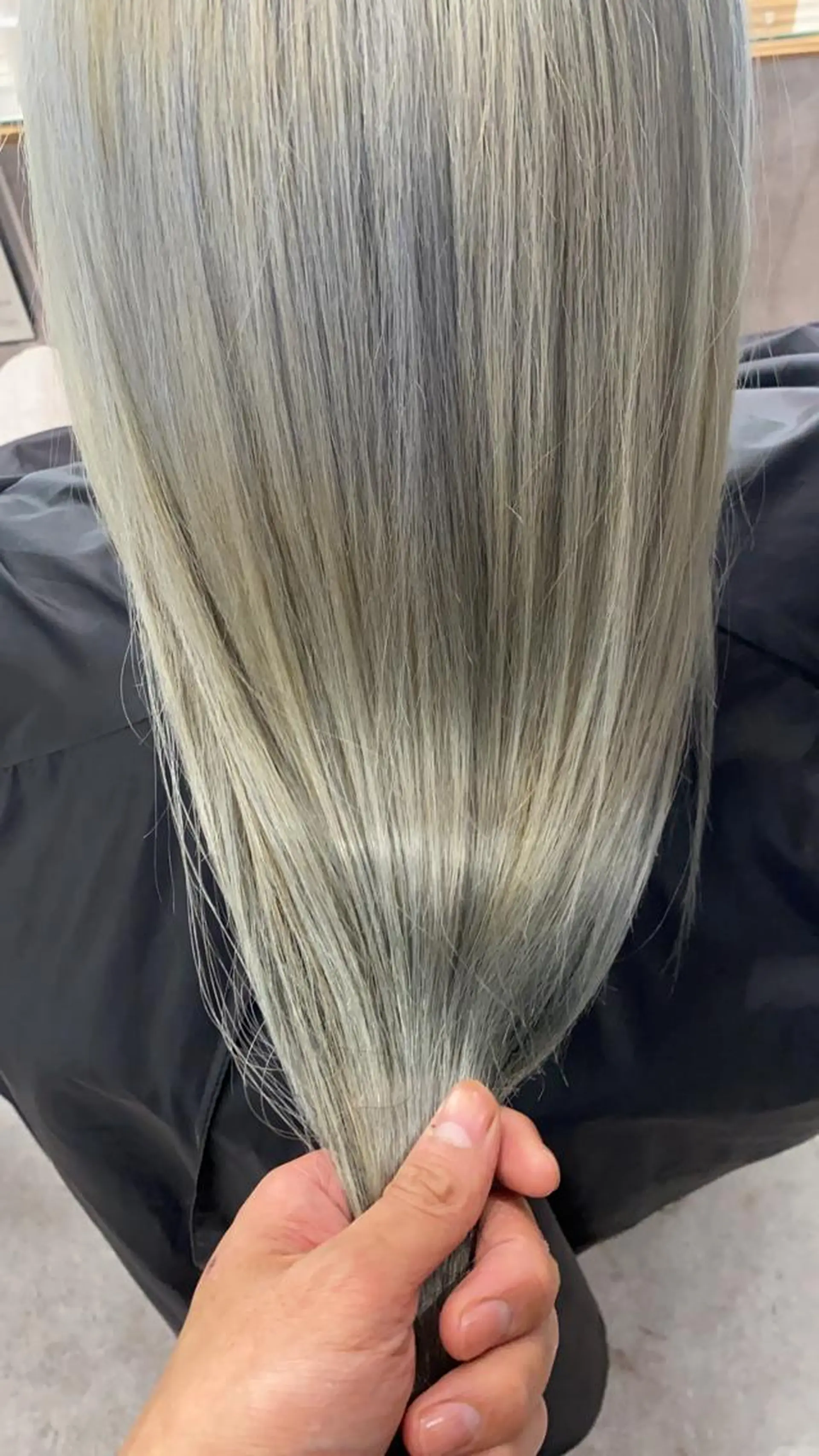 ロング カラー ヘアカラー トリートメント 🍀小川大輔🍀 ボブ/ブリーチ🥇のヘアスタイル