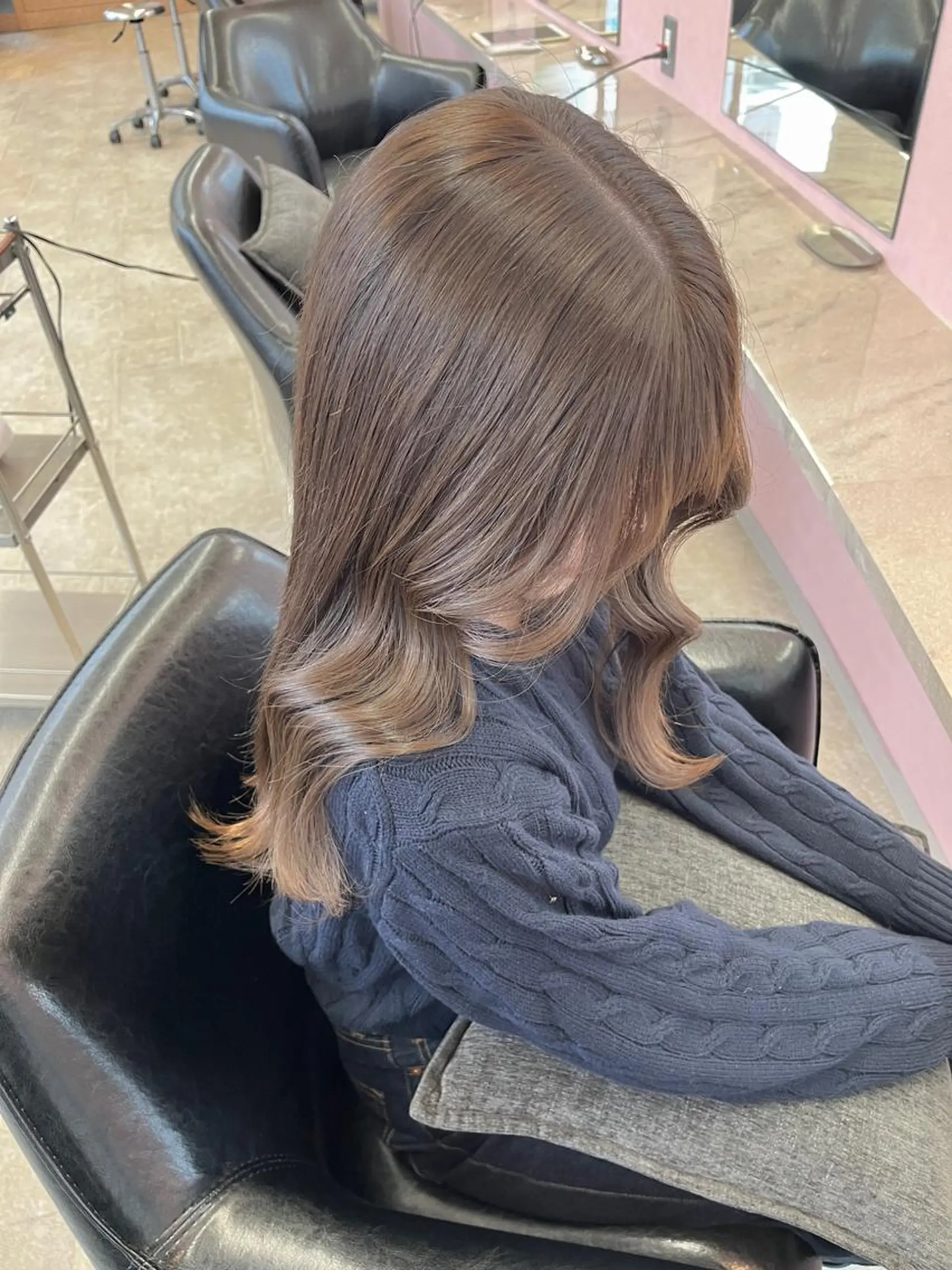 カラー ロング カット ヘアカラー トリートメント MATTY azusaのヘアスタイル