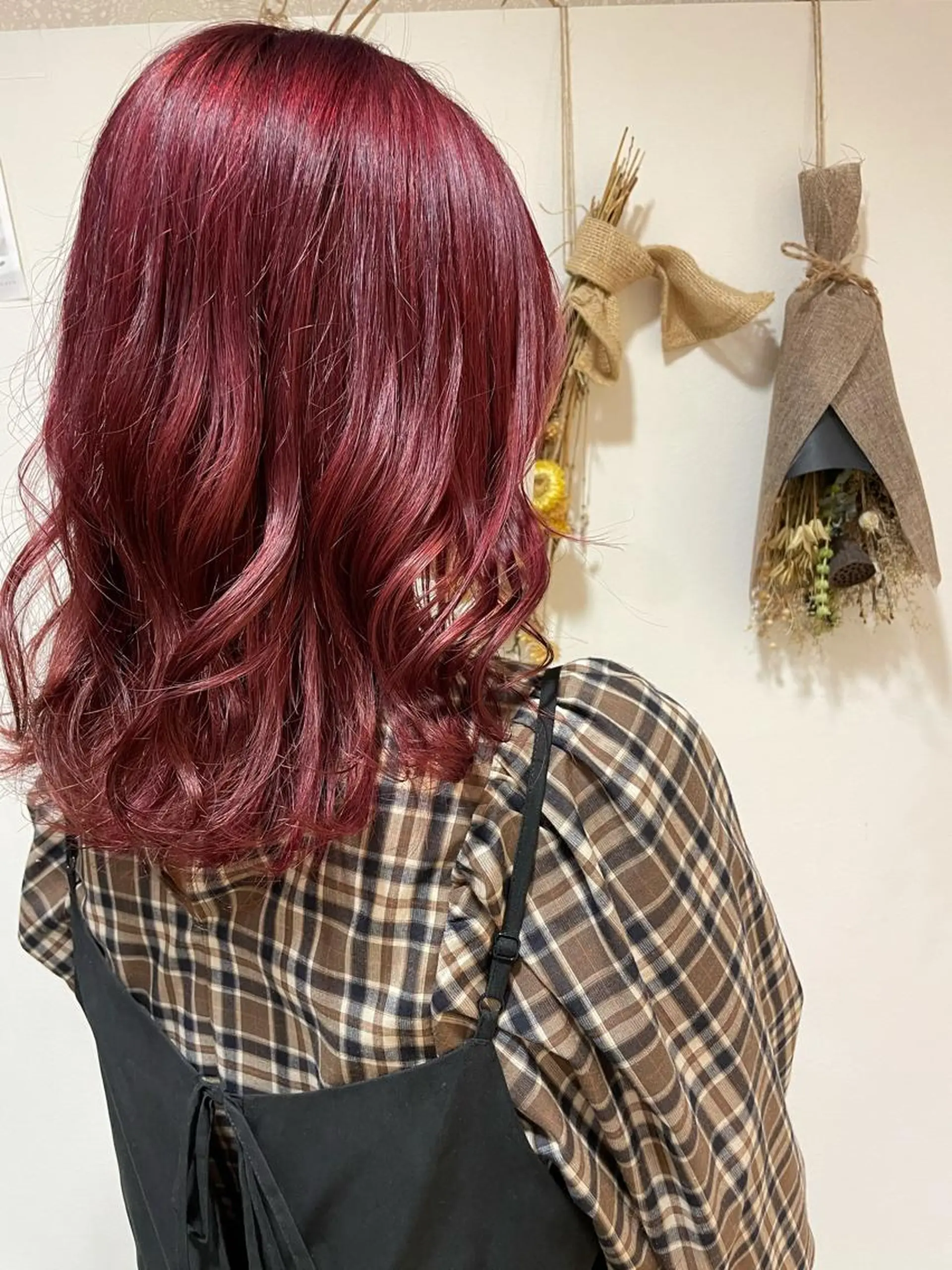 セミロング カラー ピンクカラー ヘアカラー 松佐 ゆかりのヘアスタイル