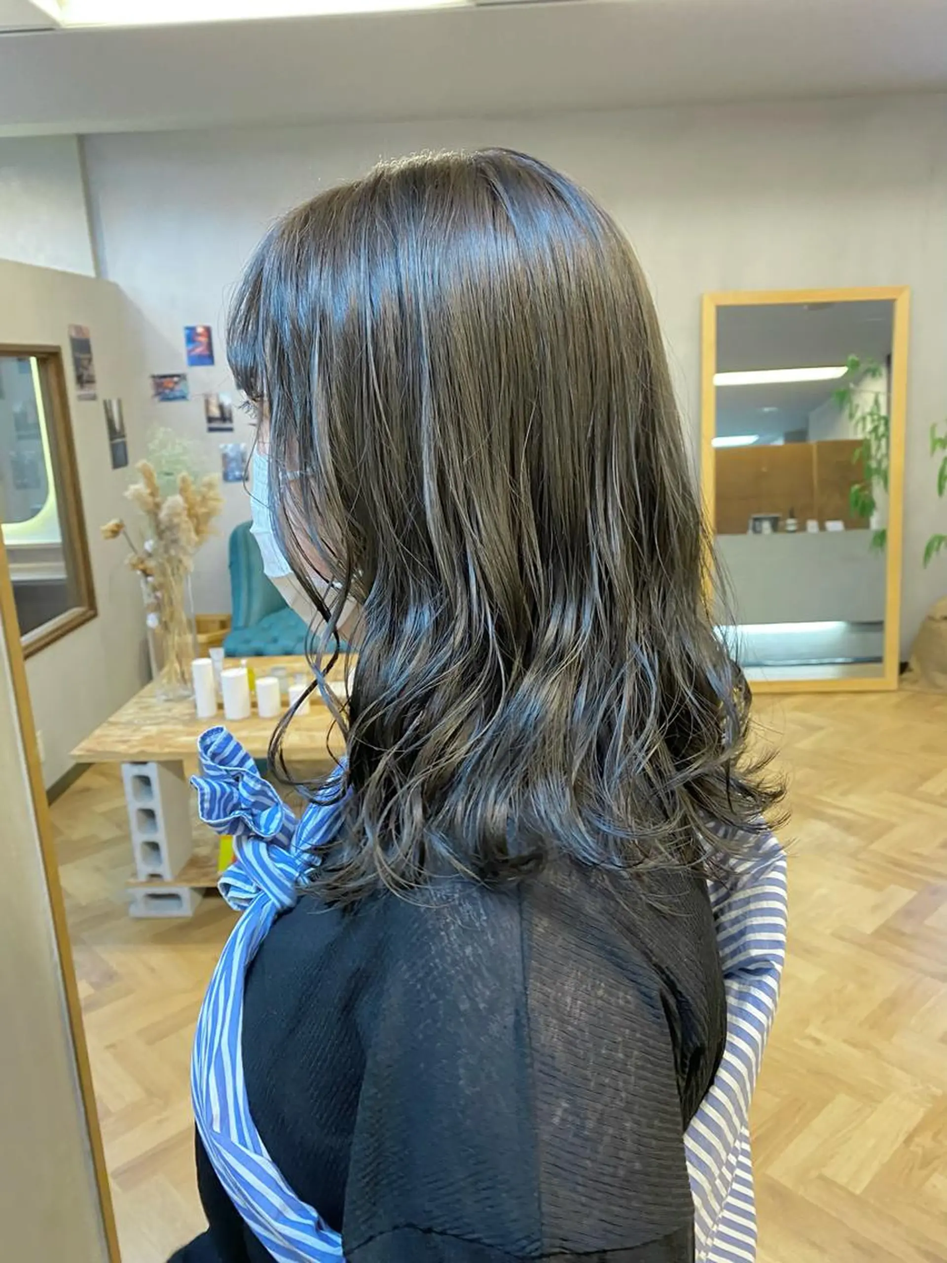 ミディアム カラー ブリーチ 透明感カラー カット ヘアカラー トリートメント ハル🌸柔色/ ブリーチなし/艶髪のヘアスタイル