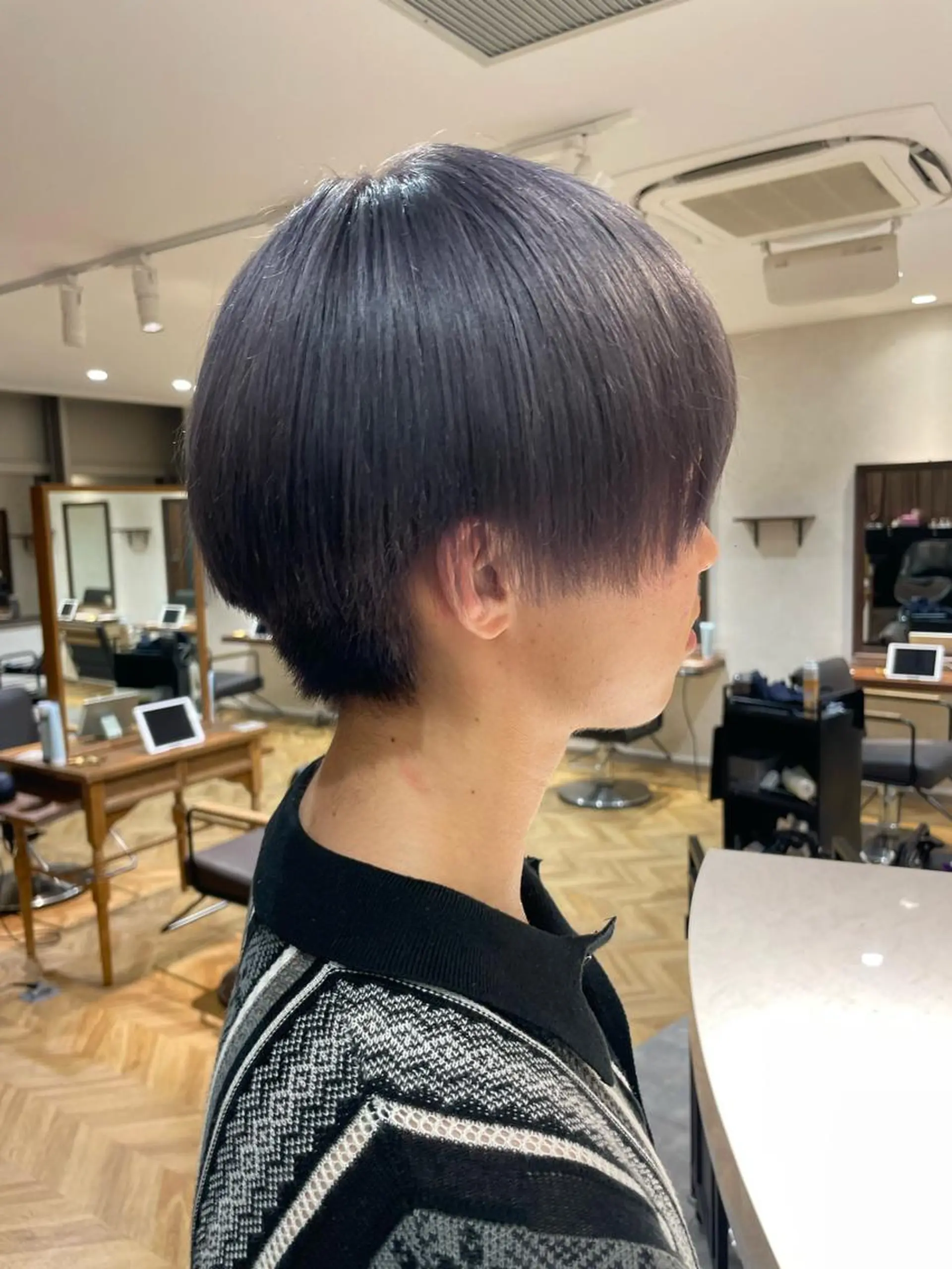 メンズ karin ボブハイトーンのヘアスタイル