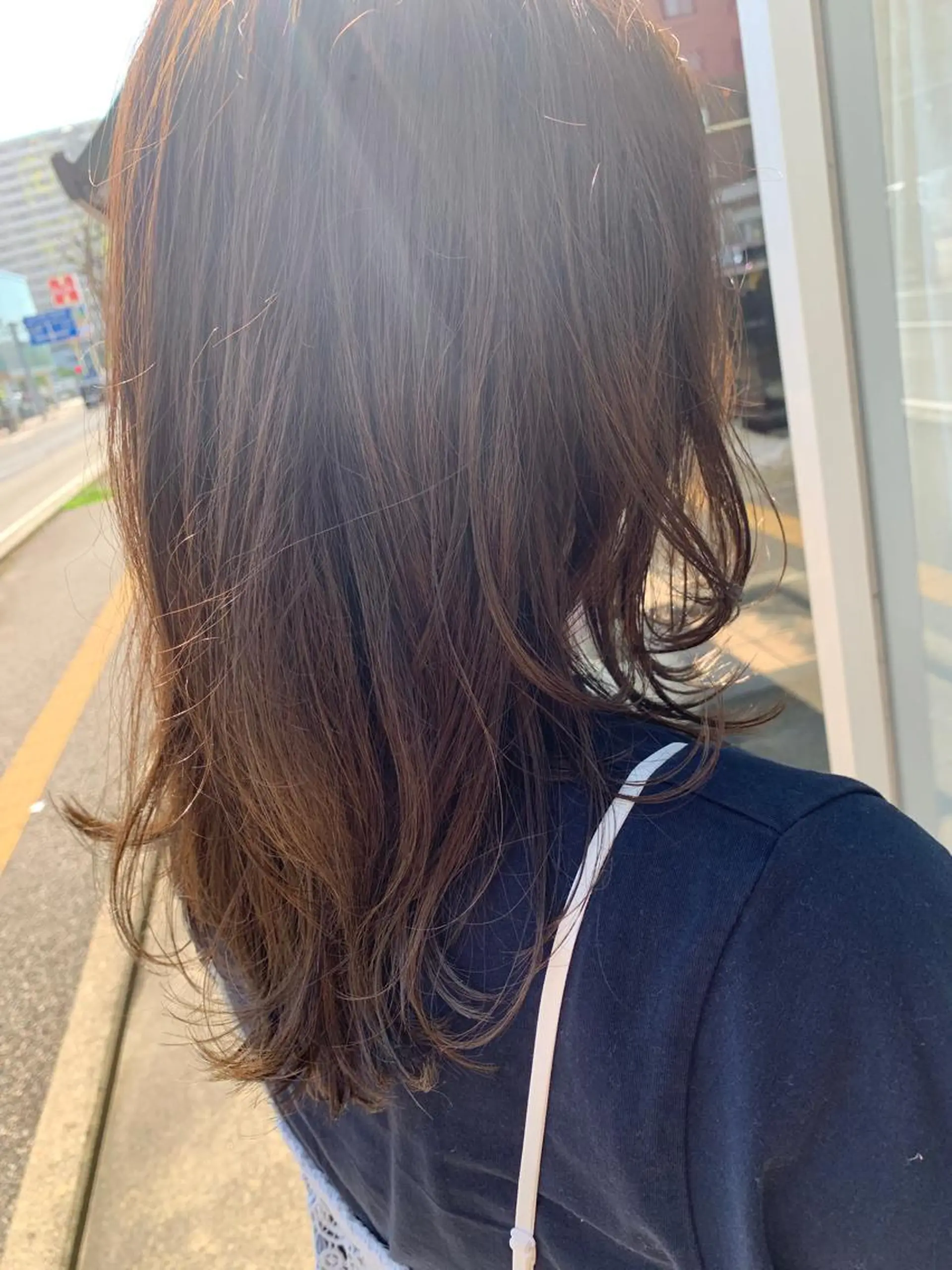 ロング カラー 相田 優子のヘアスタイル