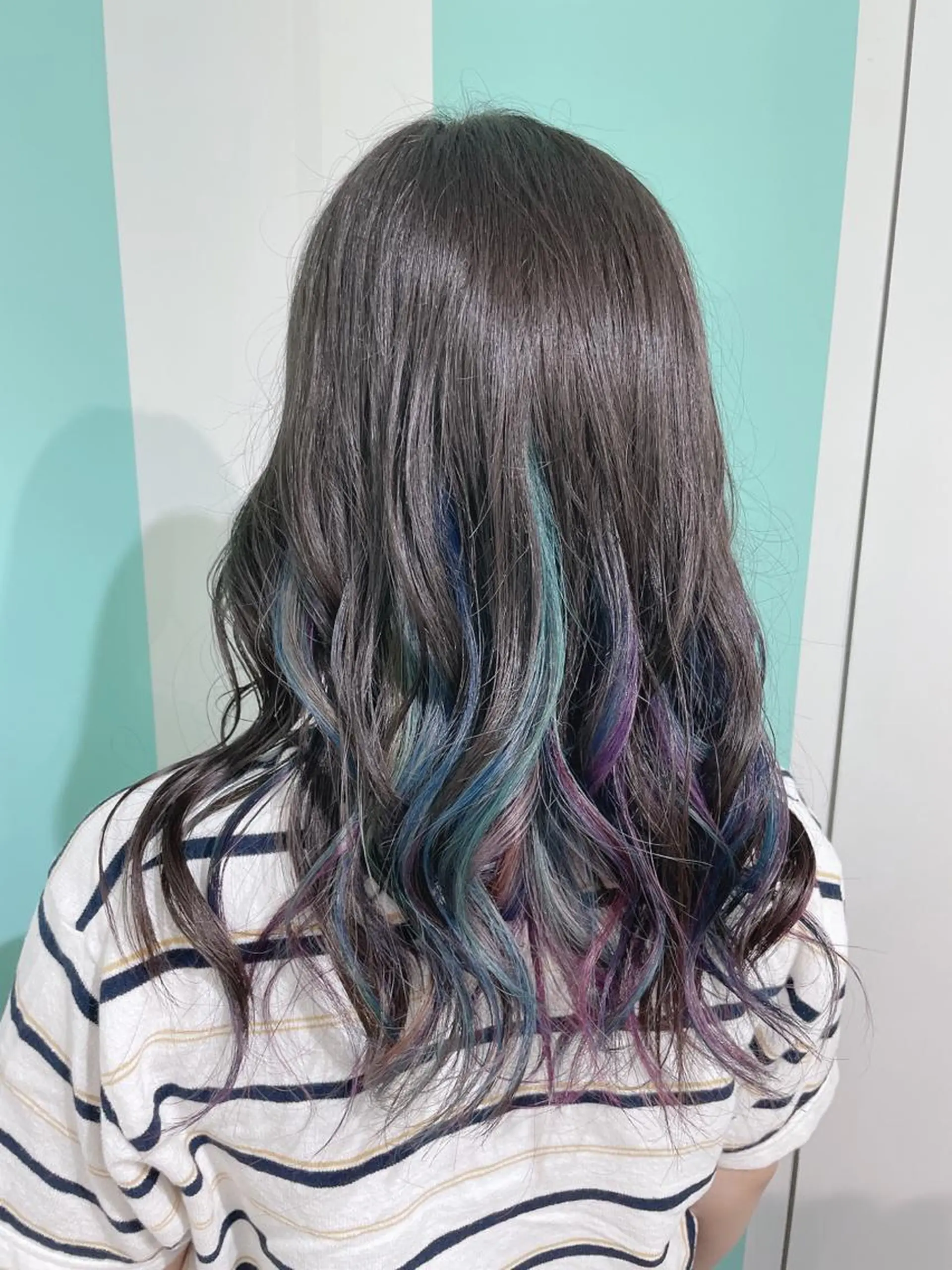 ロング ヘアカラー 原 千景のヘアスタイル