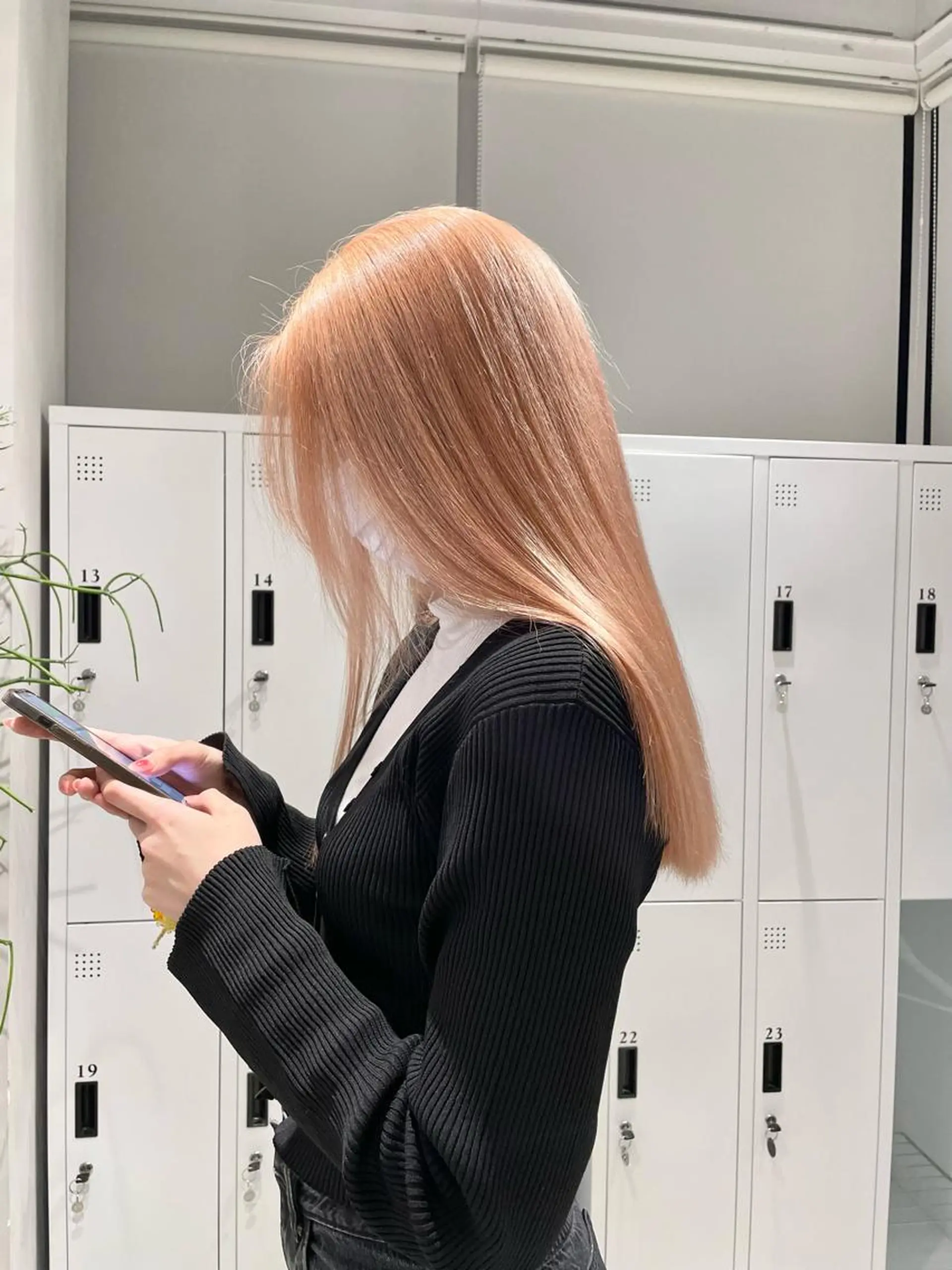 ロング カラー オレンジ ハイトーン×レイヤー ／遠藤将太のヘアスタイル