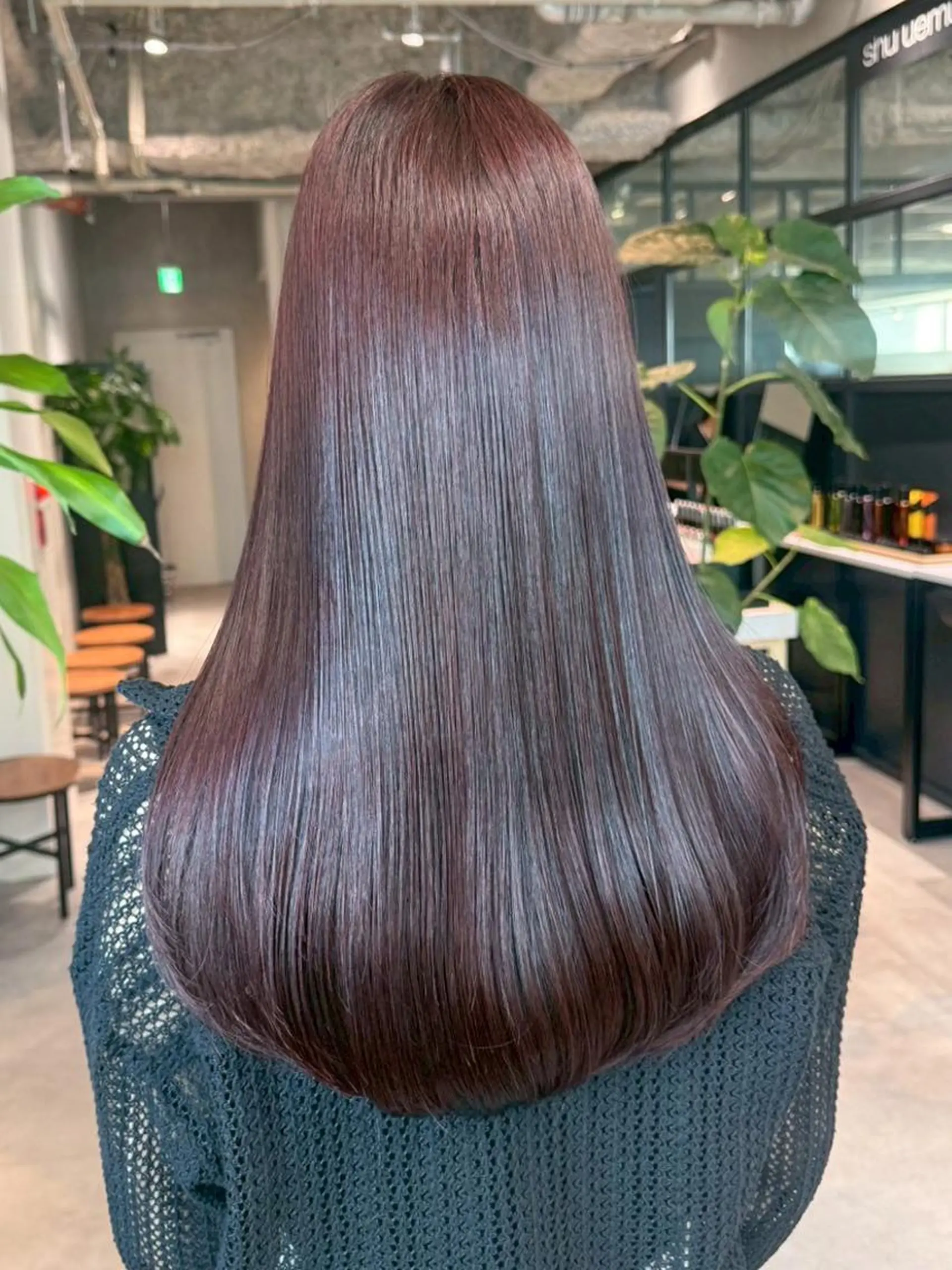 ロング カラー 顔まわりレイヤー 顔周りカット 韓国風ヘア レイヤーカット ロング カット ヘアカラー トリートメント ITbyALBUM 松戸のヘアスタイル