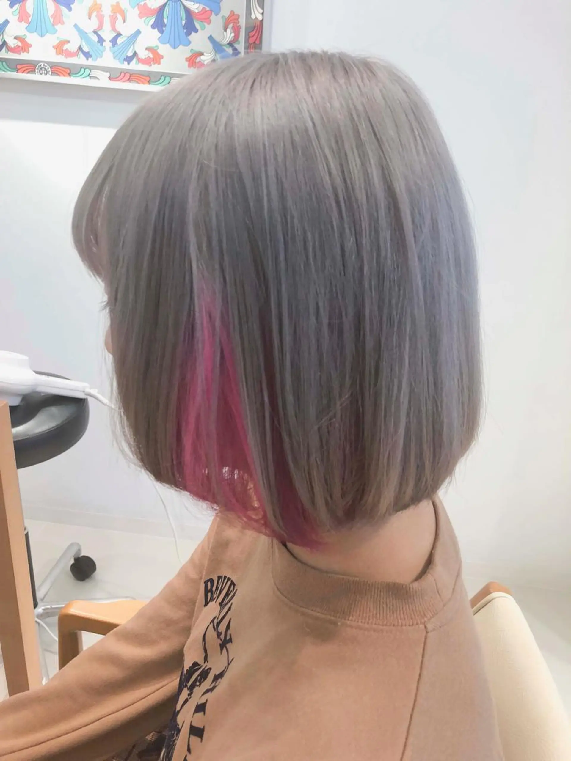 ショート カラー インナーカラー ピンクカラー Days 透明感カラーのヘアスタイル