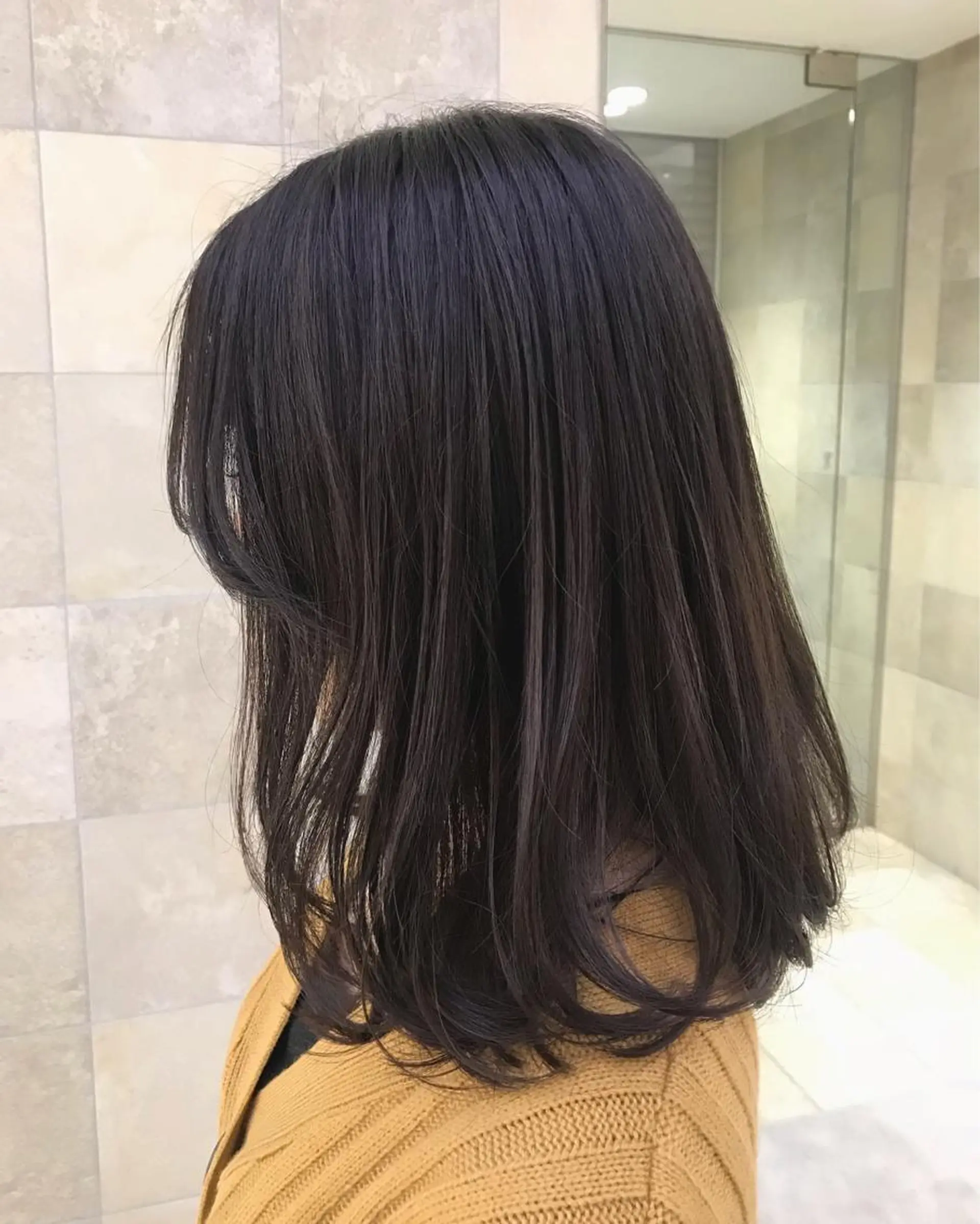 セミロング お団子ヘア レイヤーカット 田中 あかねのヘアスタイル