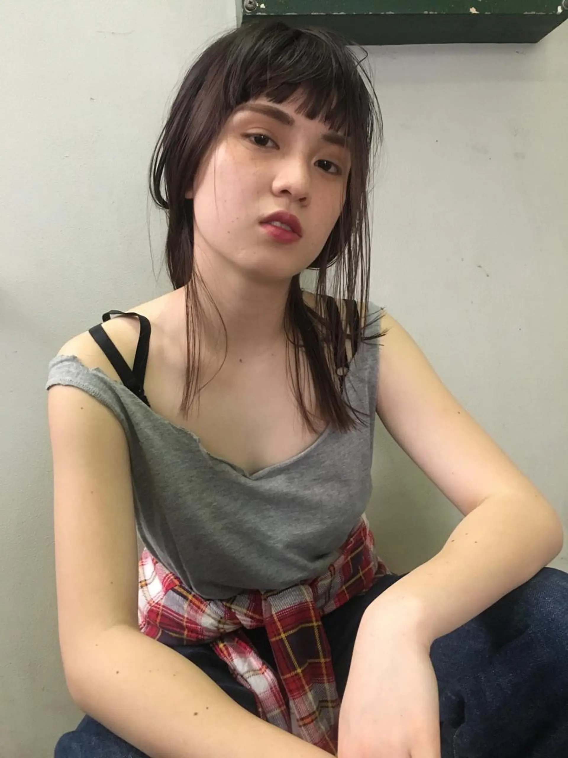 セミロング カラー ブラウンカラー バイオレットカラー MAEDA MADOKAのヘアスタイル