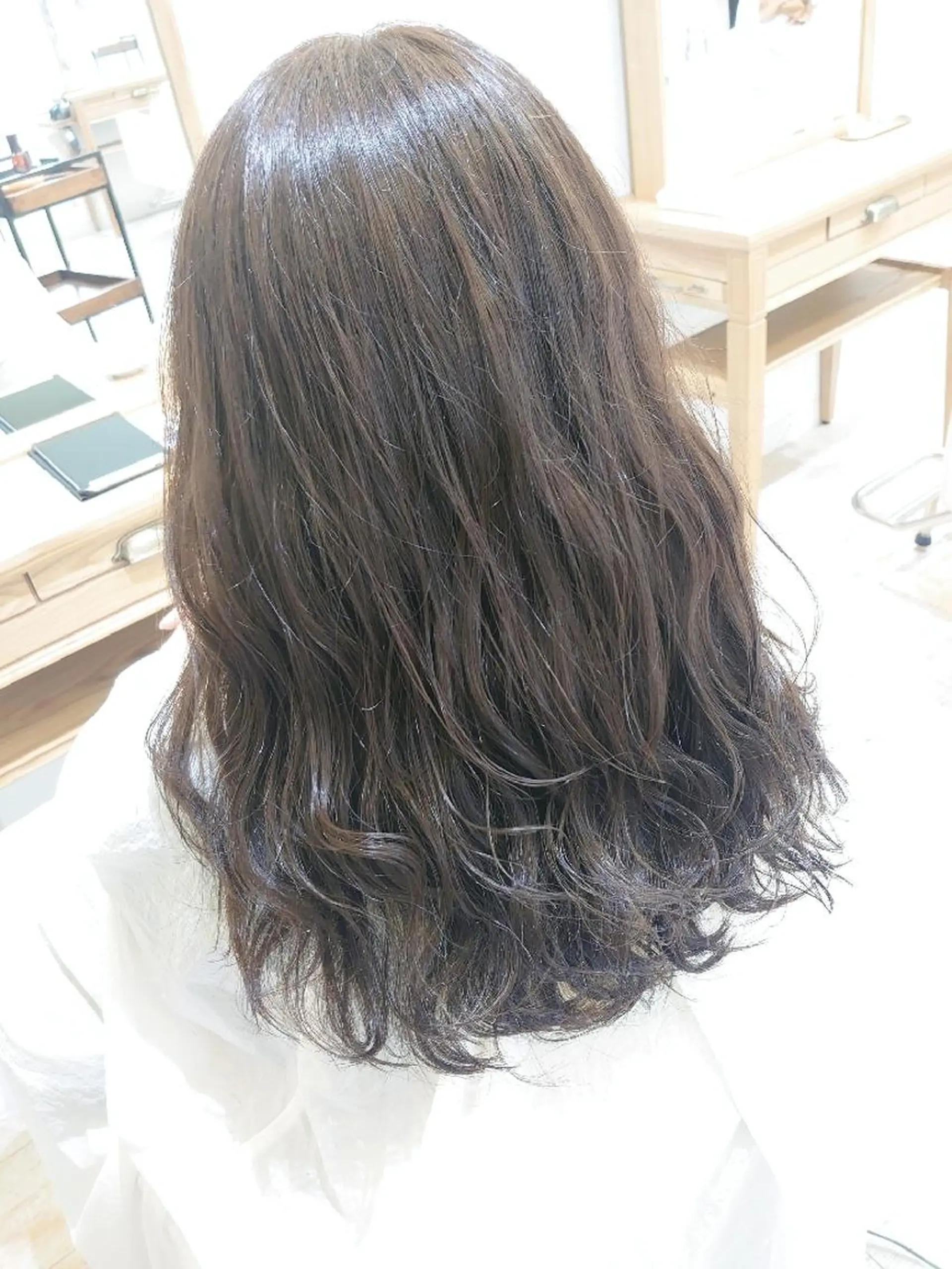 ミディアム カラー NISHIYAMA Rimのヘアスタイル