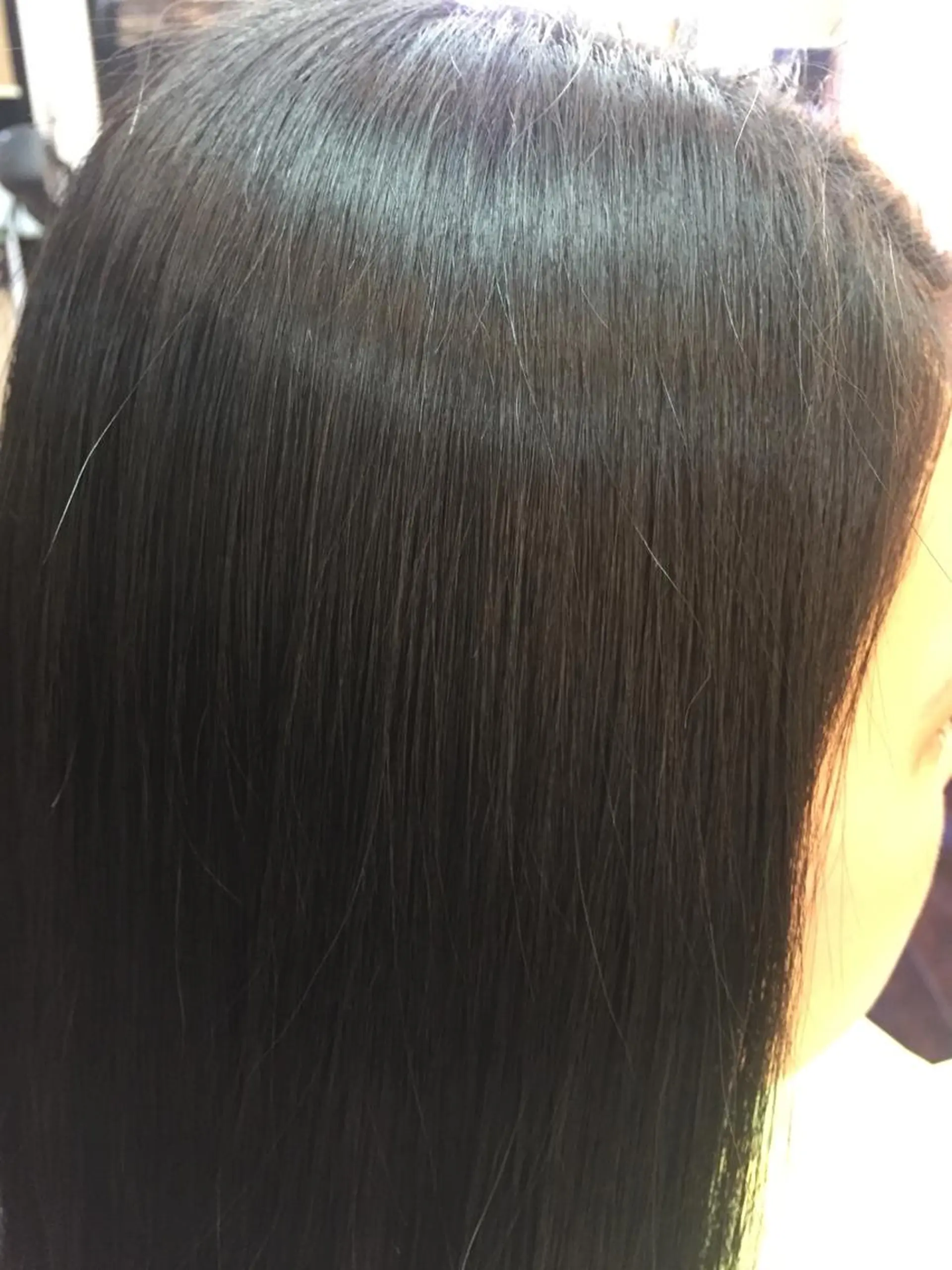 セミロング パーマ 桧山 真のヘアスタイル