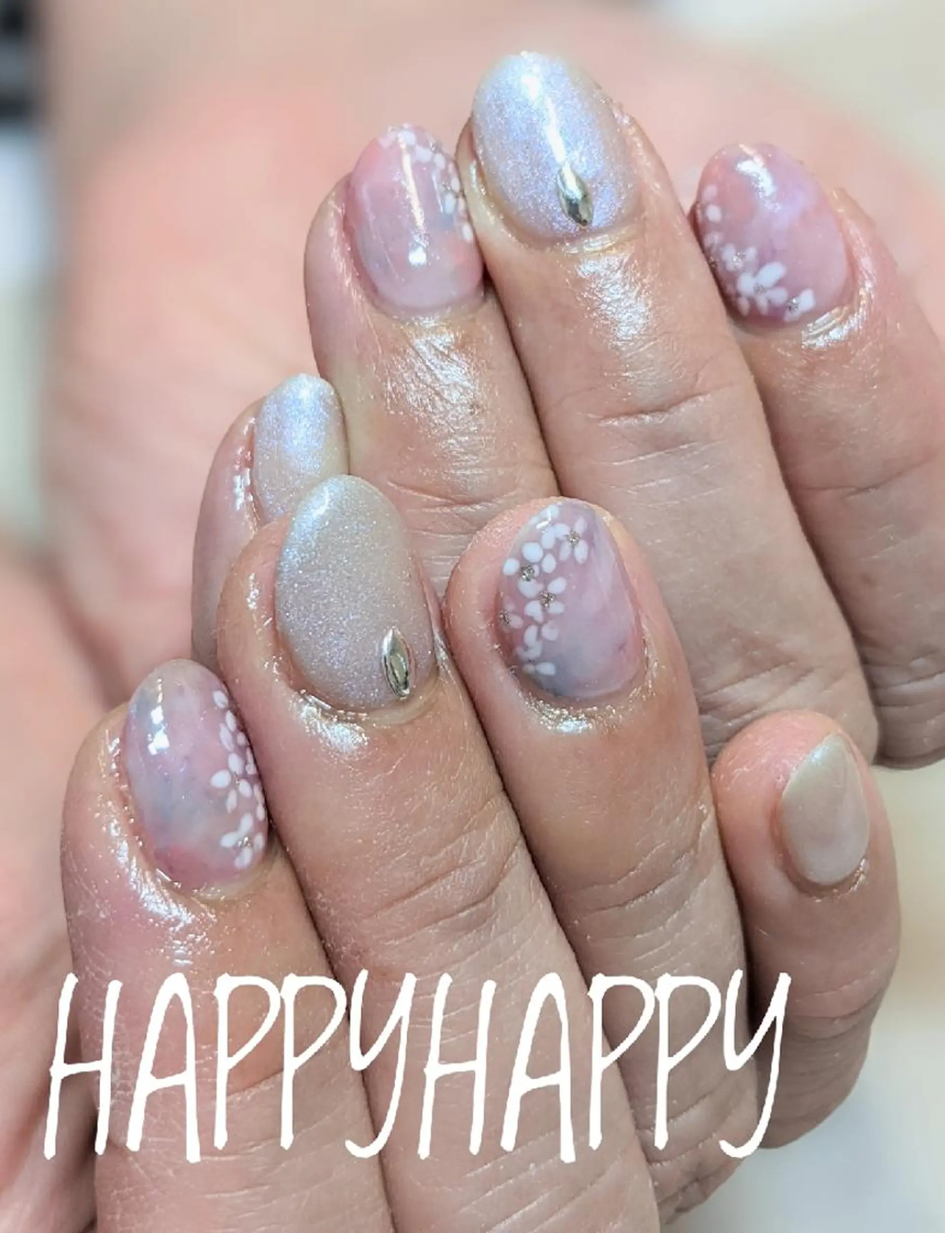 ネイル HAPPY HAPPYのネイルデザイン
