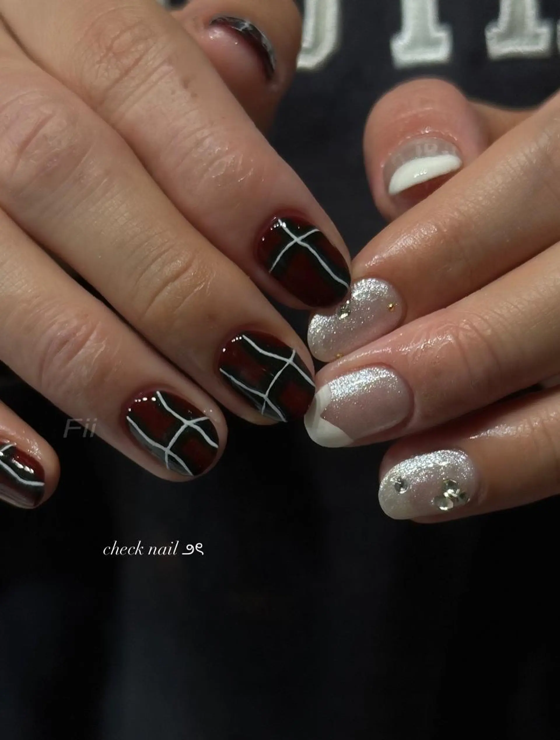 ネイル リボン 冬ネイル クリスマス ネイルサロン Fii【フイ】のネイルデザイン