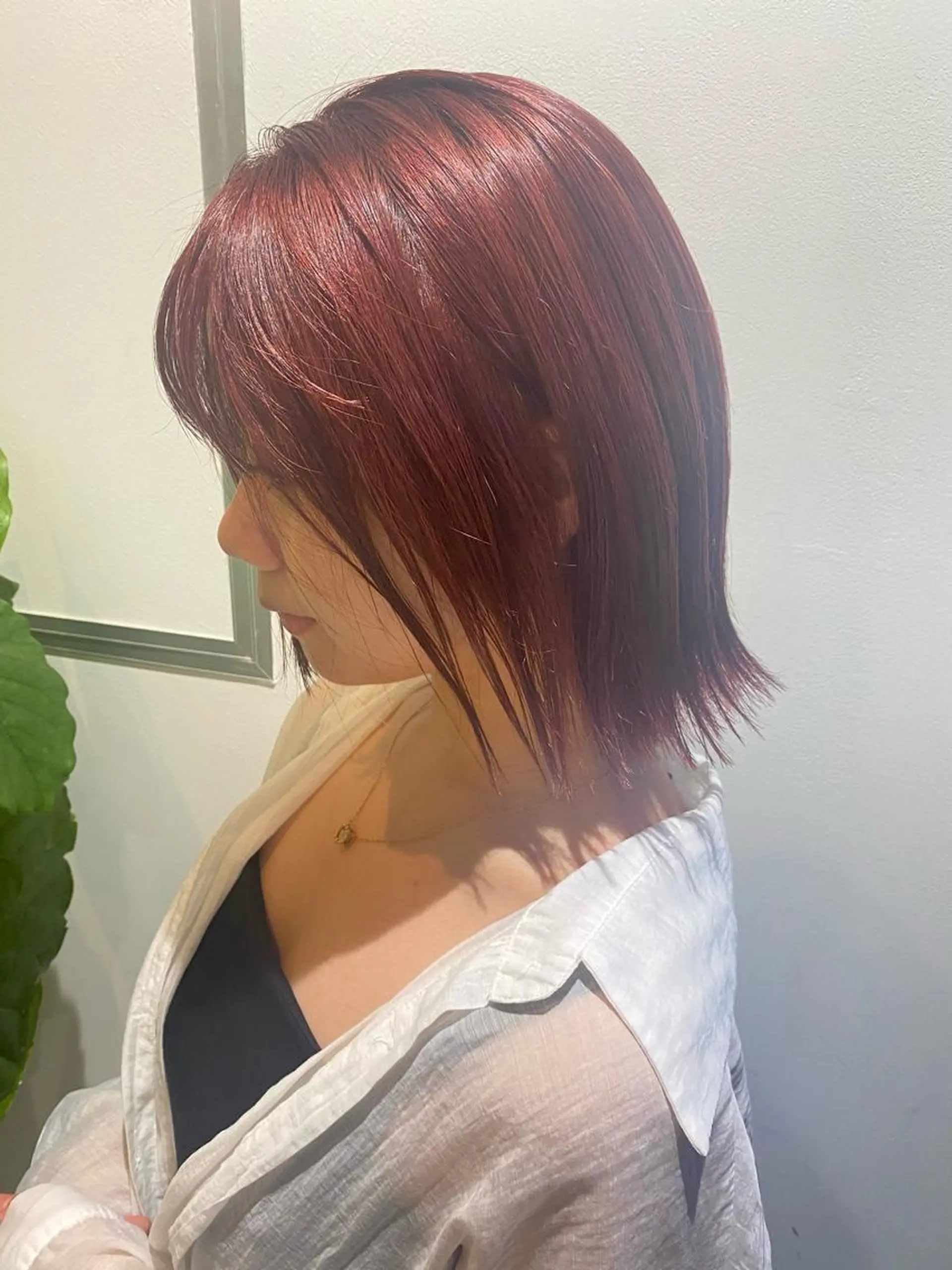 ミディアム カラー 鈴木 美紅のヘアスタイル