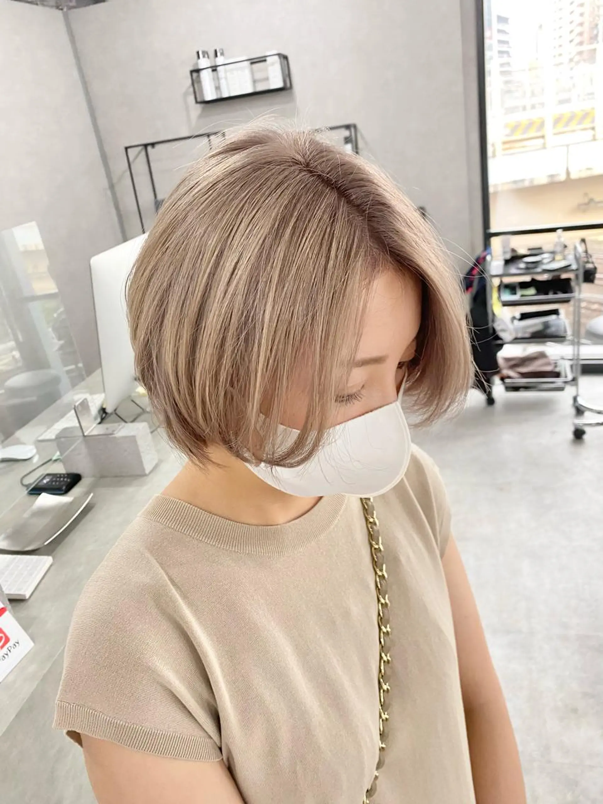 カラー ベージュカラー ミルクティーベージュ ハイトーンボブ /tasukuのヘアスタイル