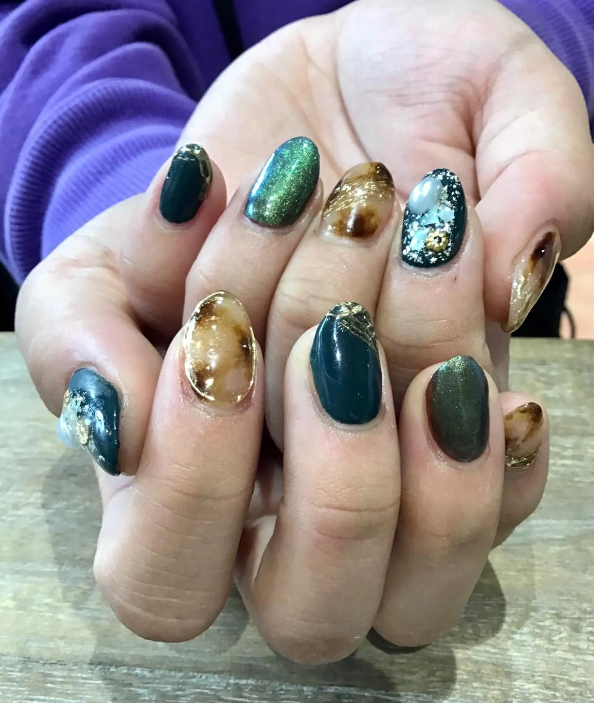 ネイル ハンドネイル Nest 平出のネイルデザイン