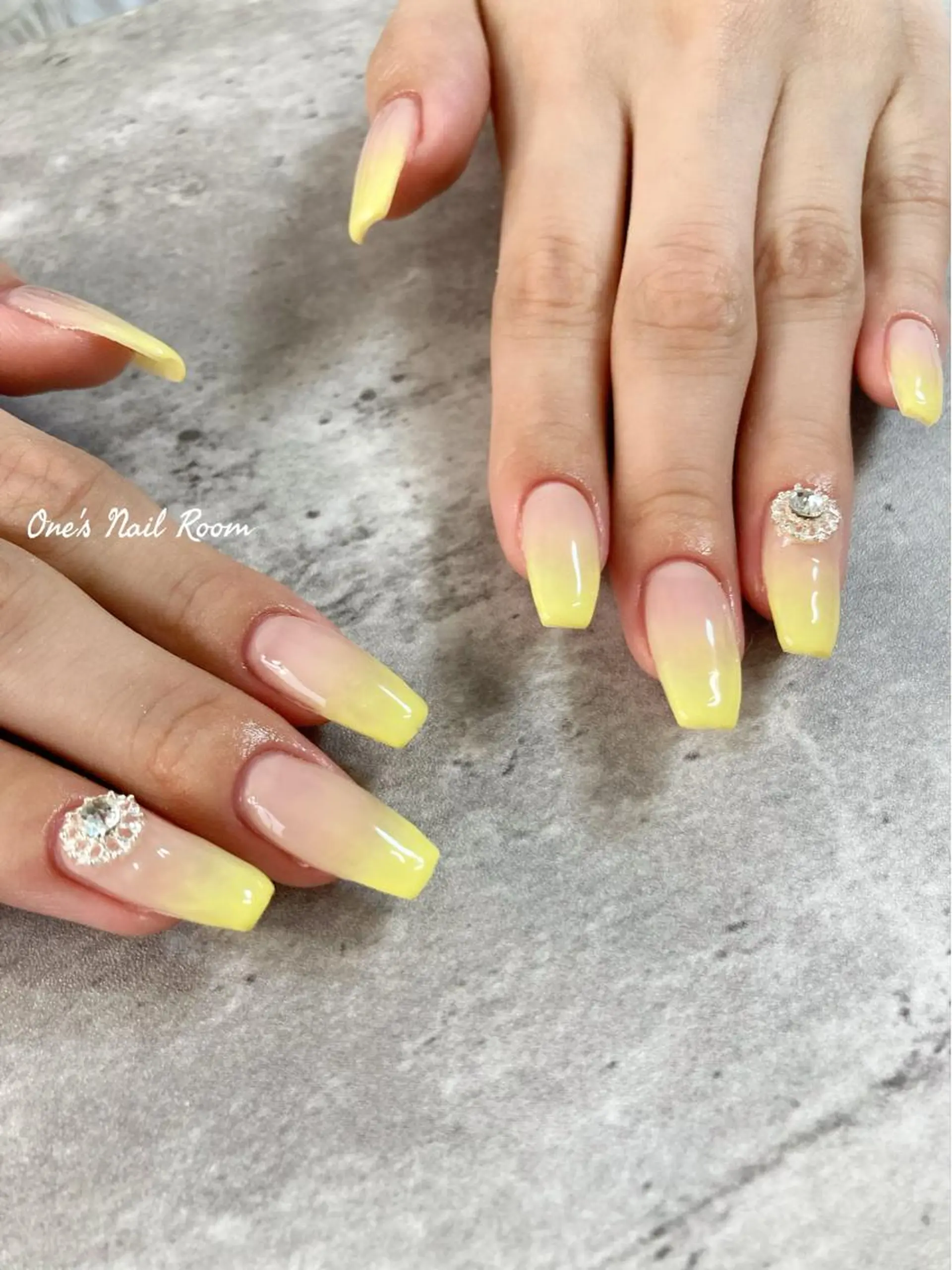 ネイル ハンドネイル One's Nail Roomのネイルデザイン