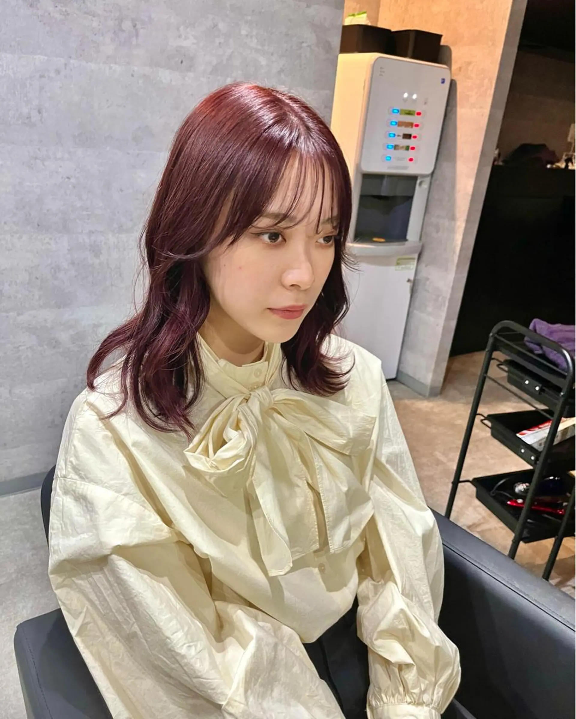 ミディアム カラー ヘアアレンジ マツエク・マツパ ダブルカラー 新宿のヘアスタイル