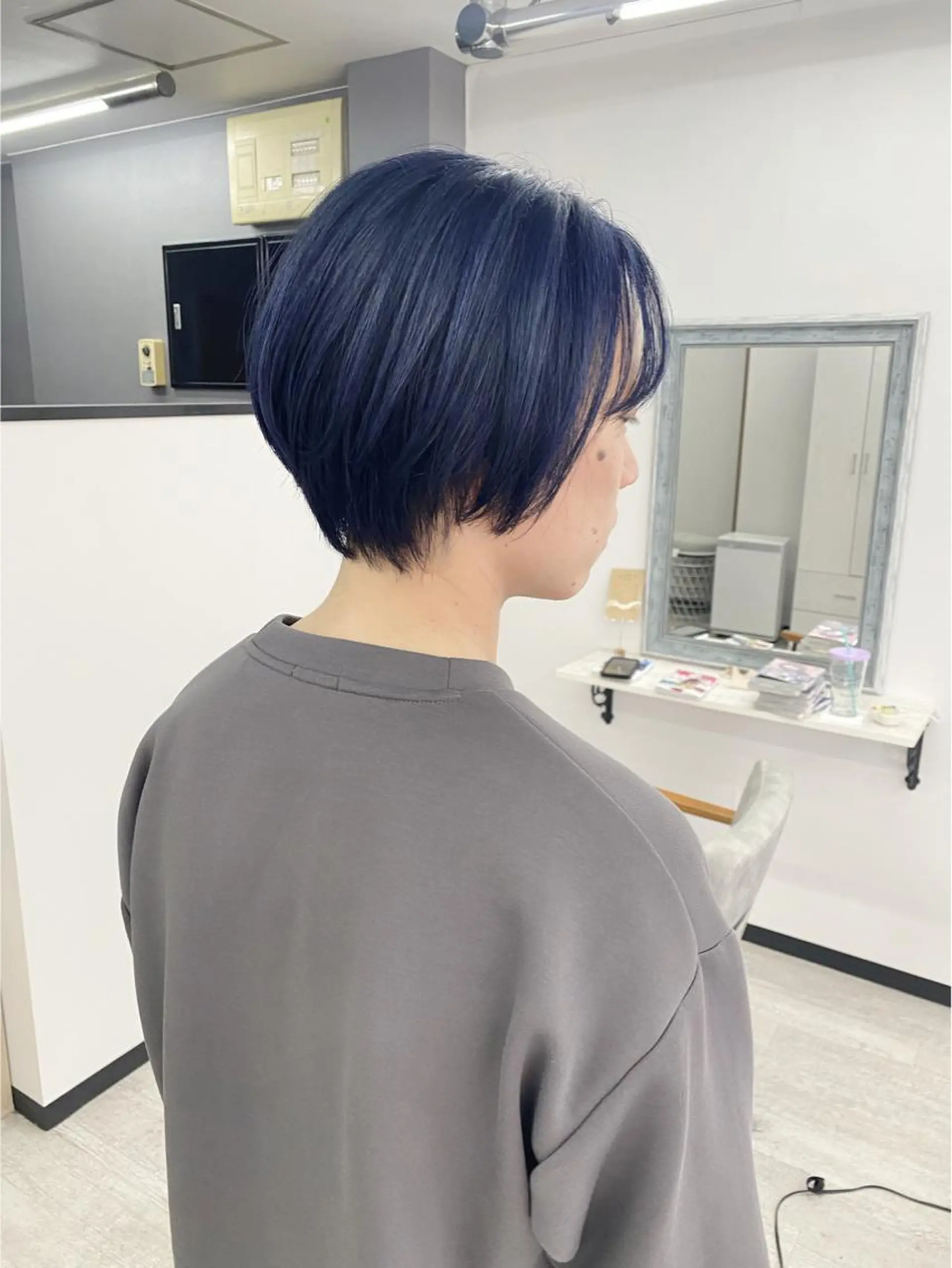 カラー ブリーチ 【BIBBIDI】 MIKIのヘアスタイル