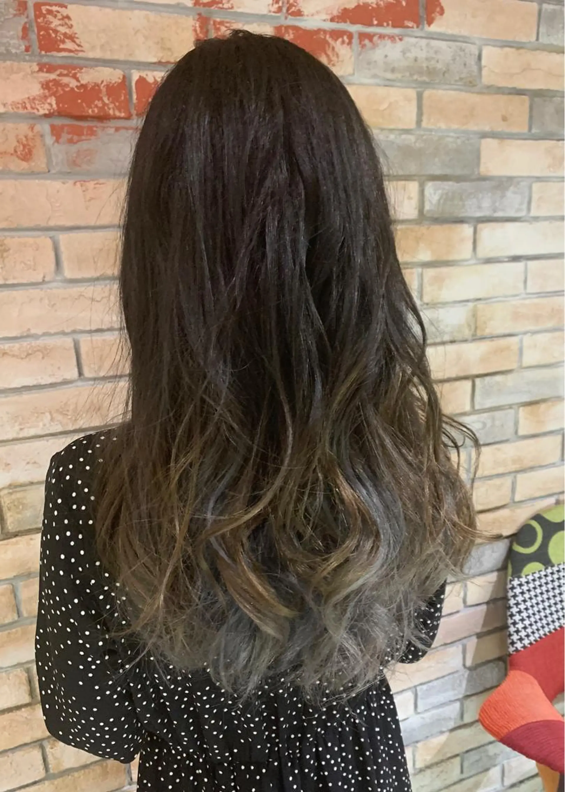 ロング カラー ヘアアレンジ アッシュ アッシュグレー ベージュカラー デザインカラー グレージュ VIM hairおもろまち店のヘアスタイル