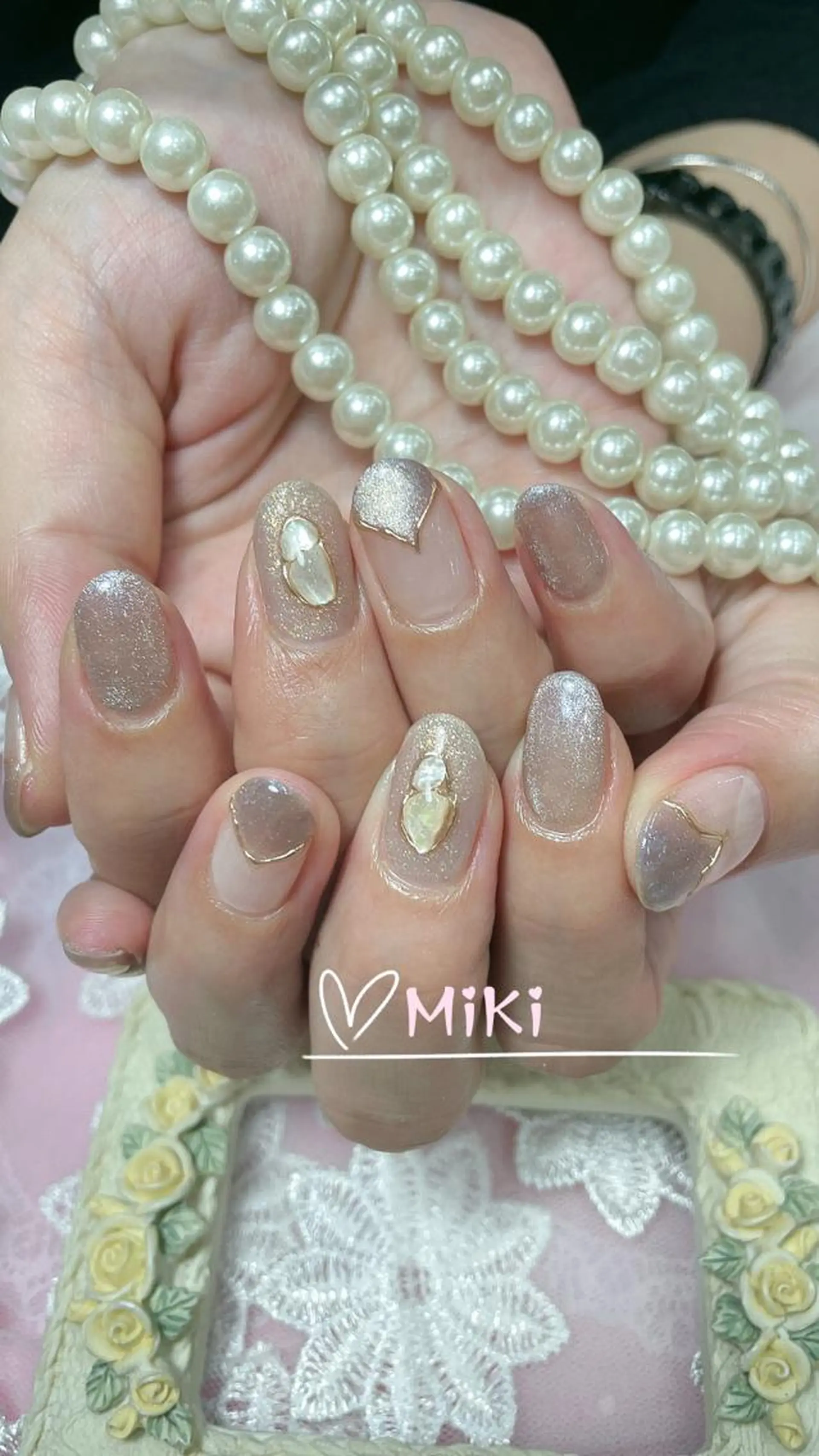 ネイル 🦋 MiKi 🦋 ネイルサロンのネイルデザイン