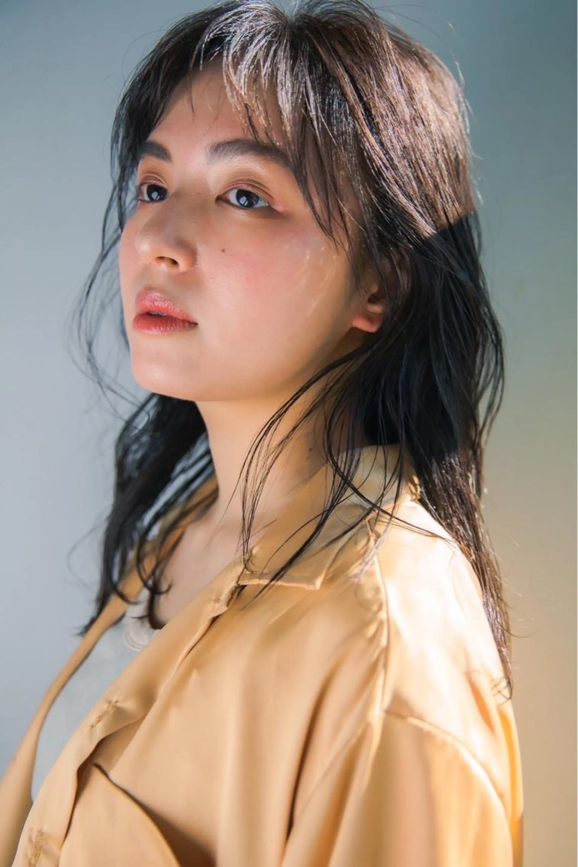 セミロング カラー ヘアアレンジ セミロングパーマ バレイヤージュ ブリーチ ケアブリーチ ダブルカラー Luana / 公式 / 大通のヘアスタイル
