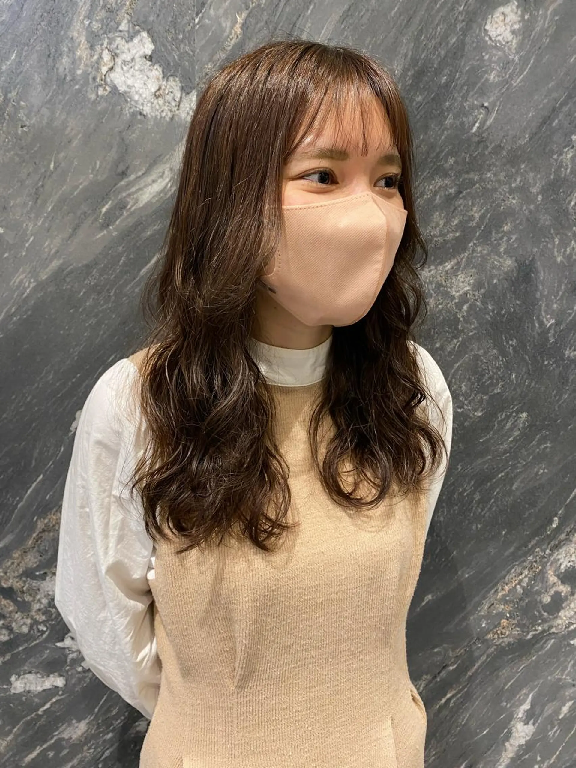 ロング カラー パーマ カット ヘアカラー パーマ トリートメント パーマ、髪質改善 菊地美月のヘアスタイル