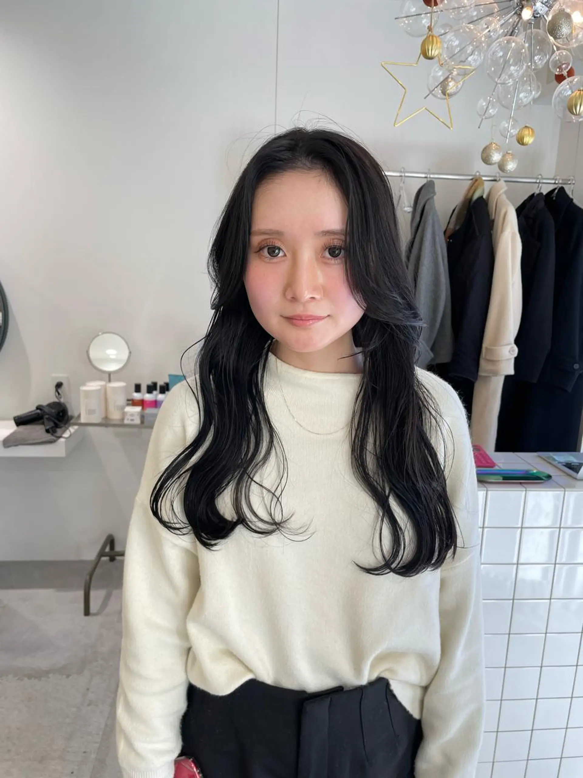 ロング カラー Koto🌿 ブリーチなしカラーのヘアスタイル