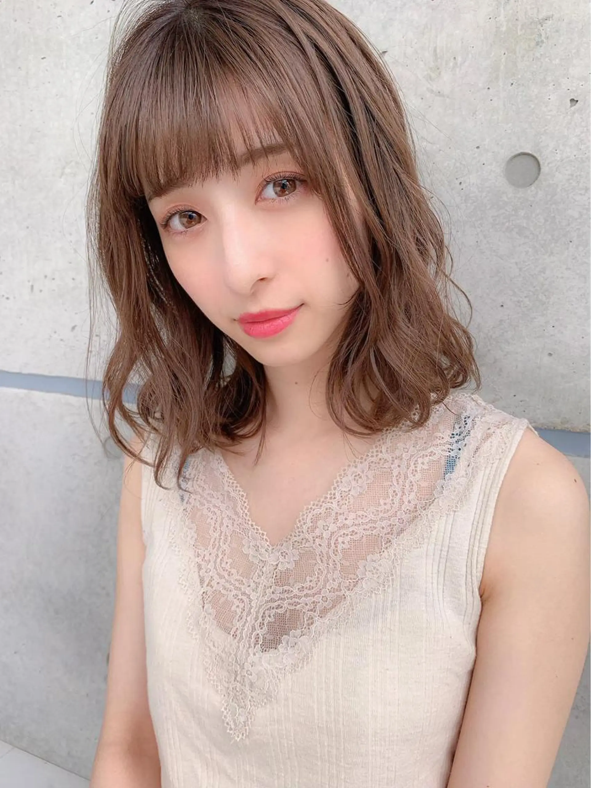セミロング カラー ヘアアレンジ 🩰透明感カラー♡ UTA🩰のヘアスタイル